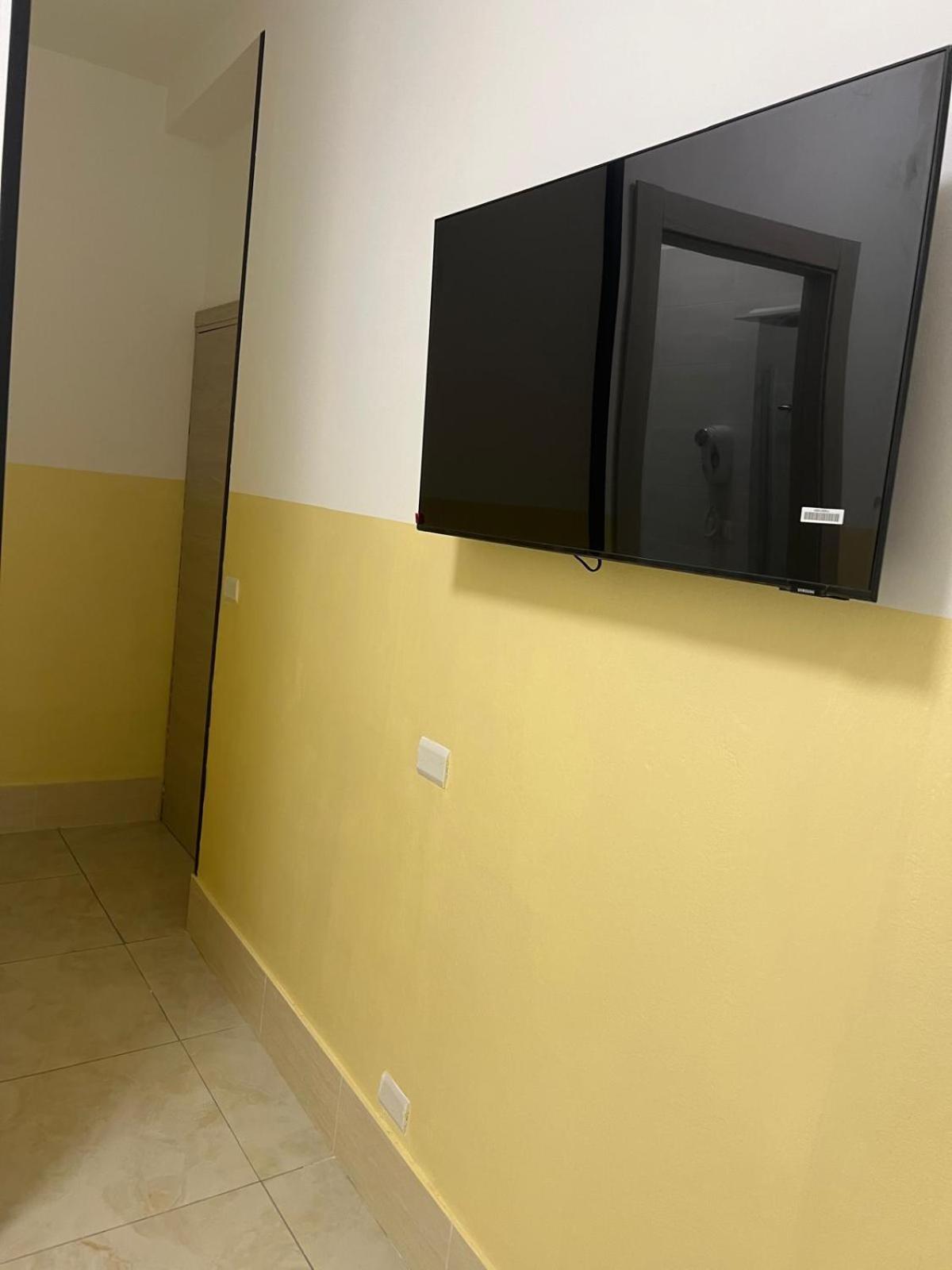 Triple Room Private Bathroom,1631424230:JPEG