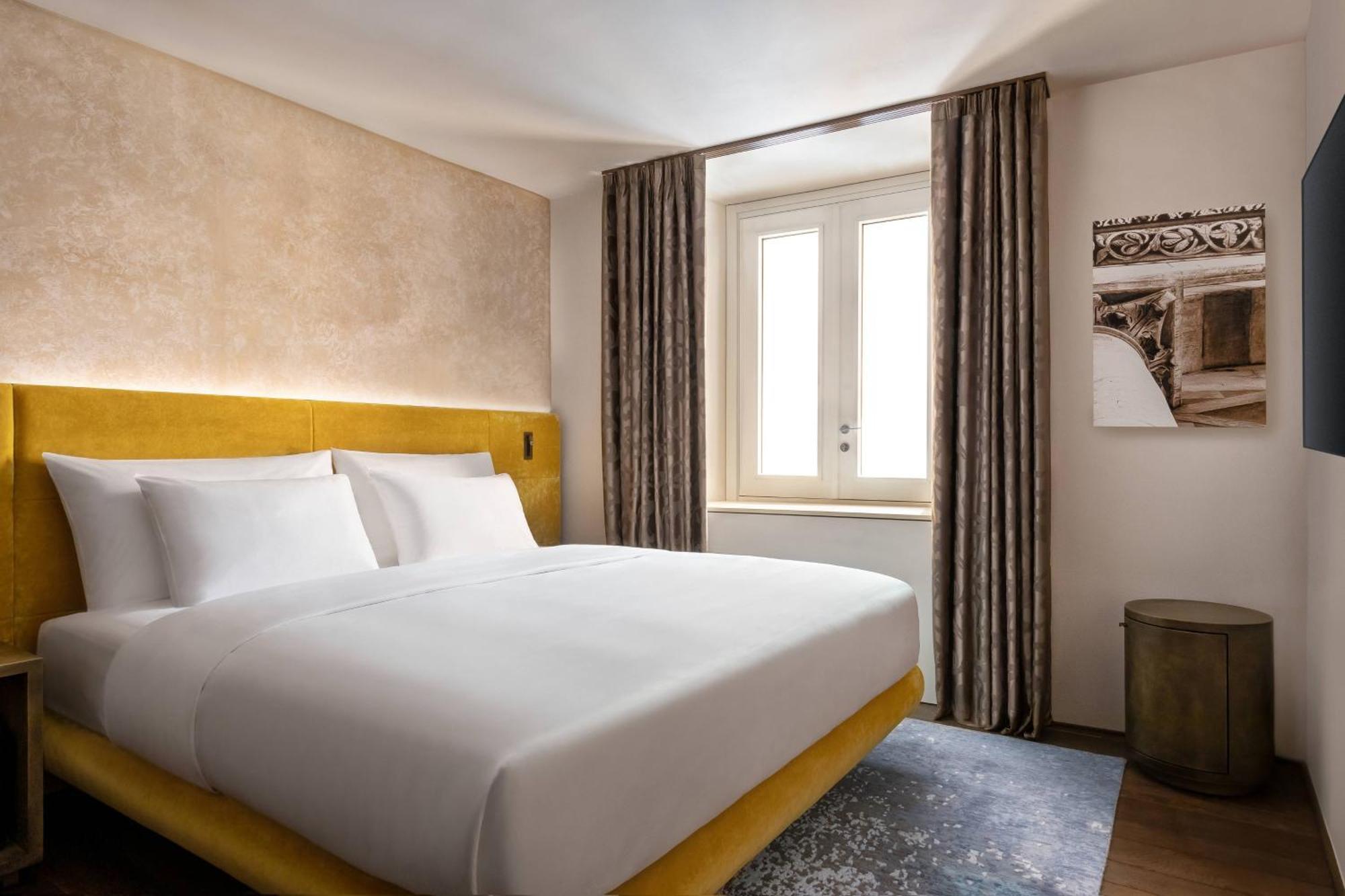 Adagio Guest room 1 King,1667426219:JPEG
