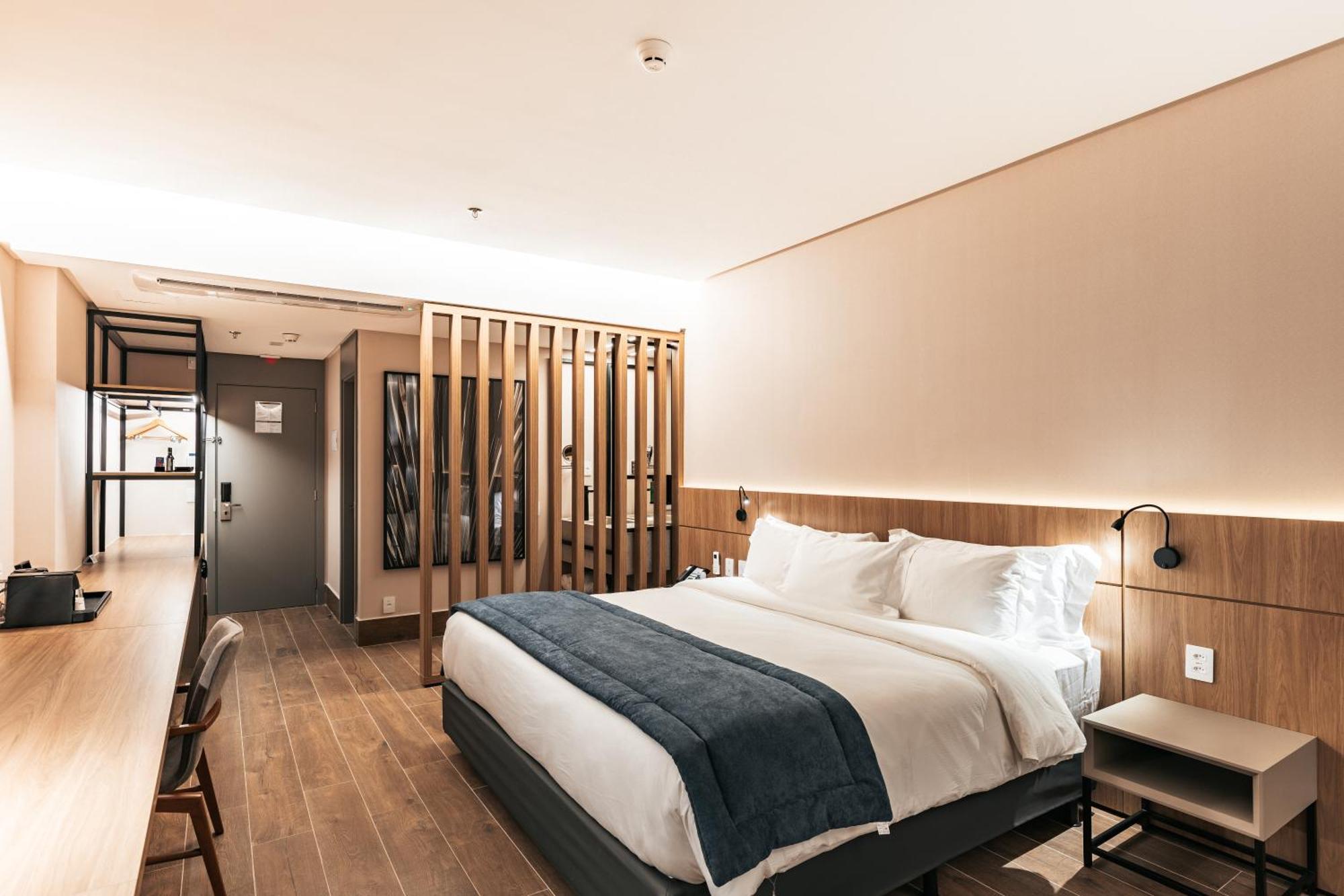 Quarto Deluxe com Cama King-size
