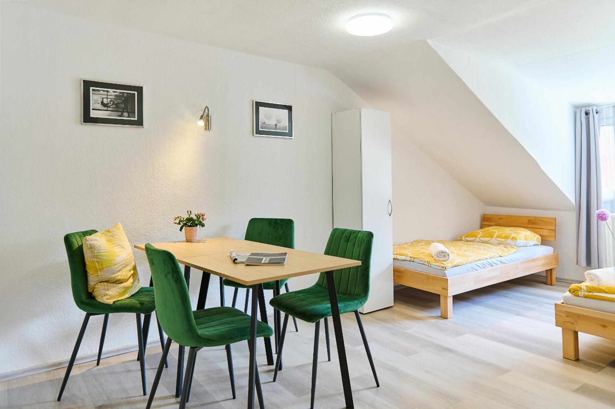 Double Room,1632179016:JPEG