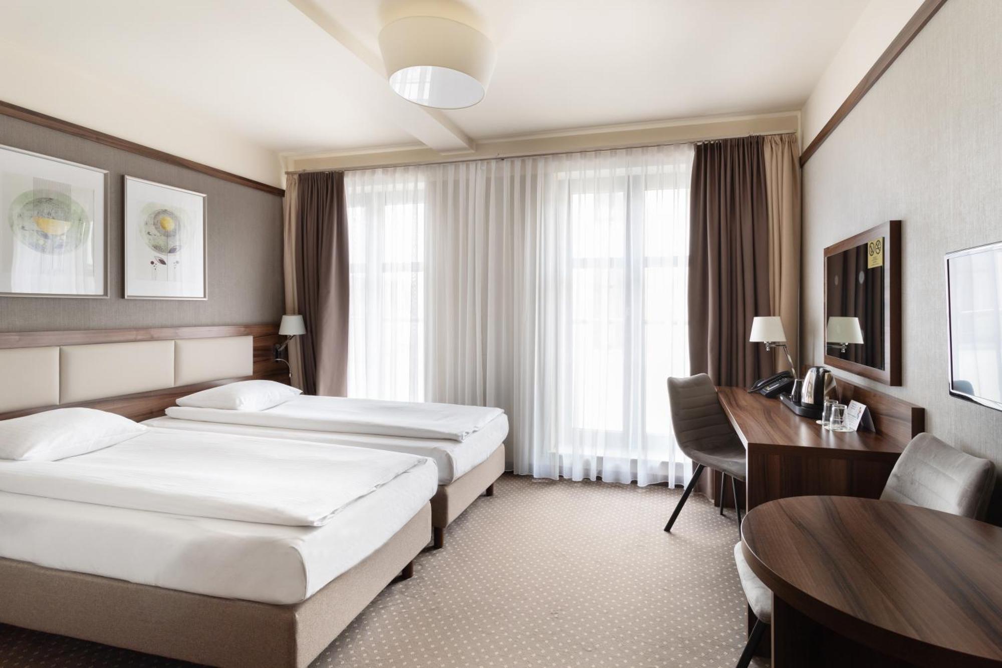 Deluxe Double or Twin Room