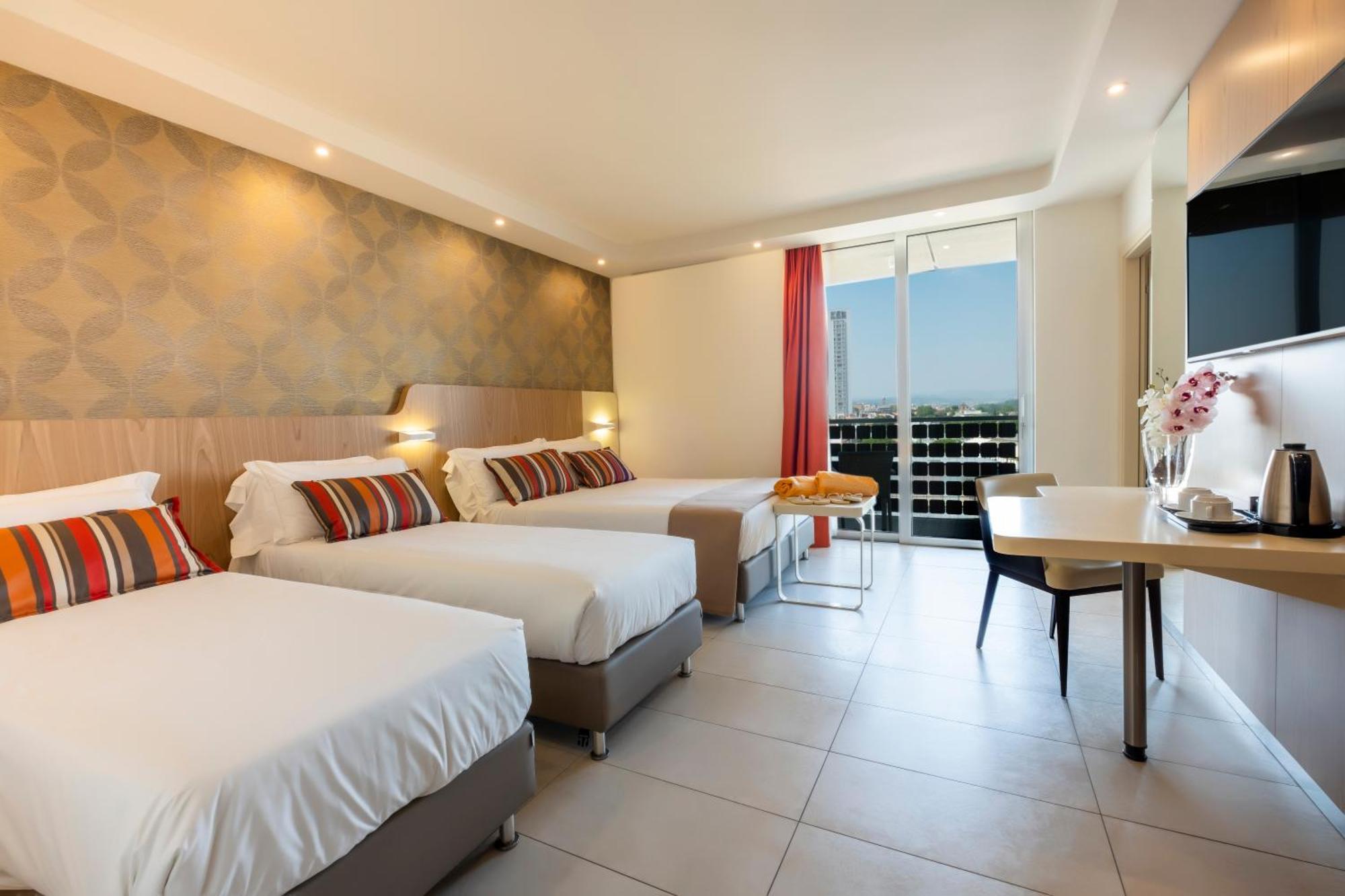 Deluxe Quadruple Room,1632271060:JPEG