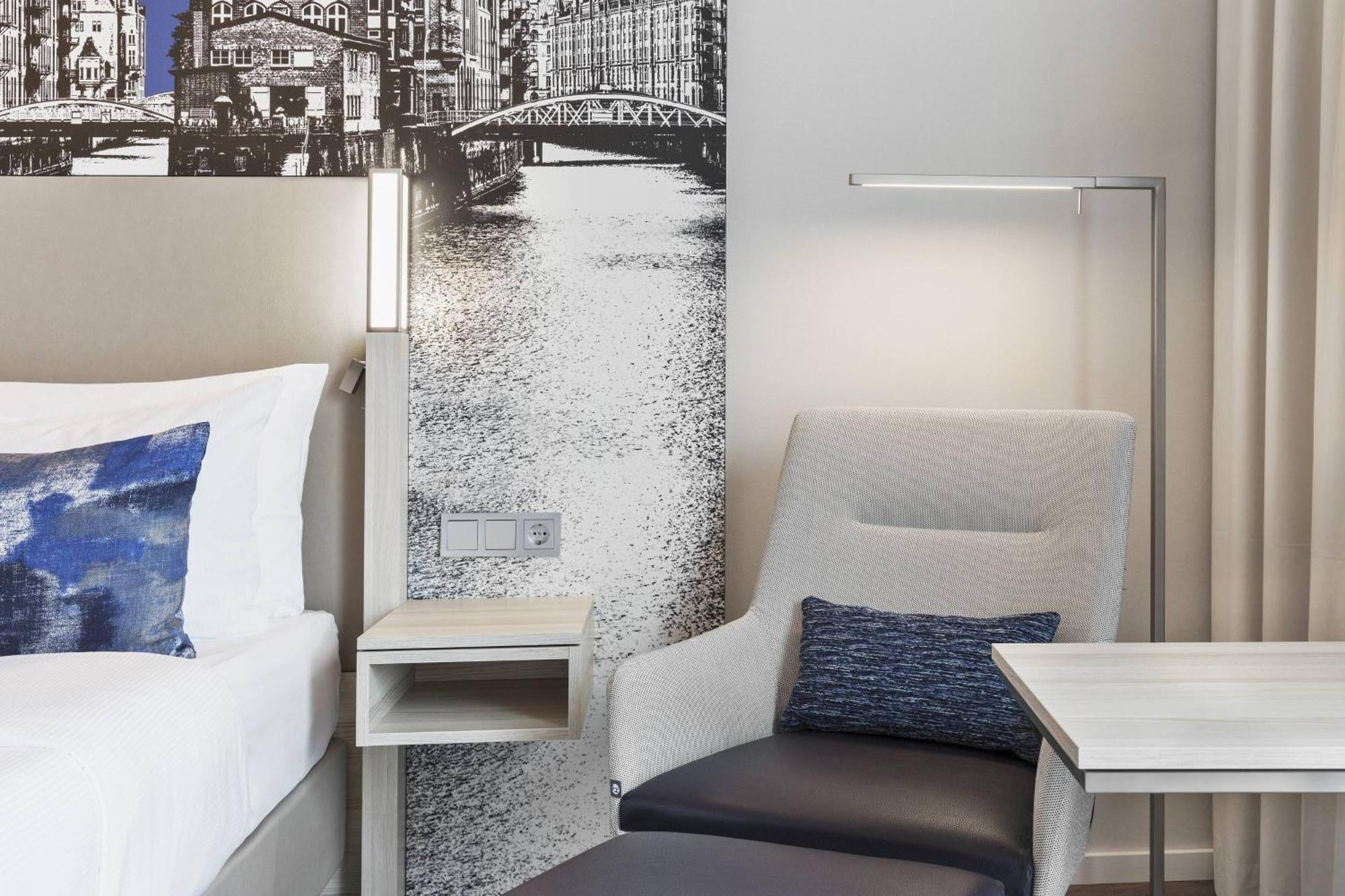 Twin Room,1632308581:JPEG