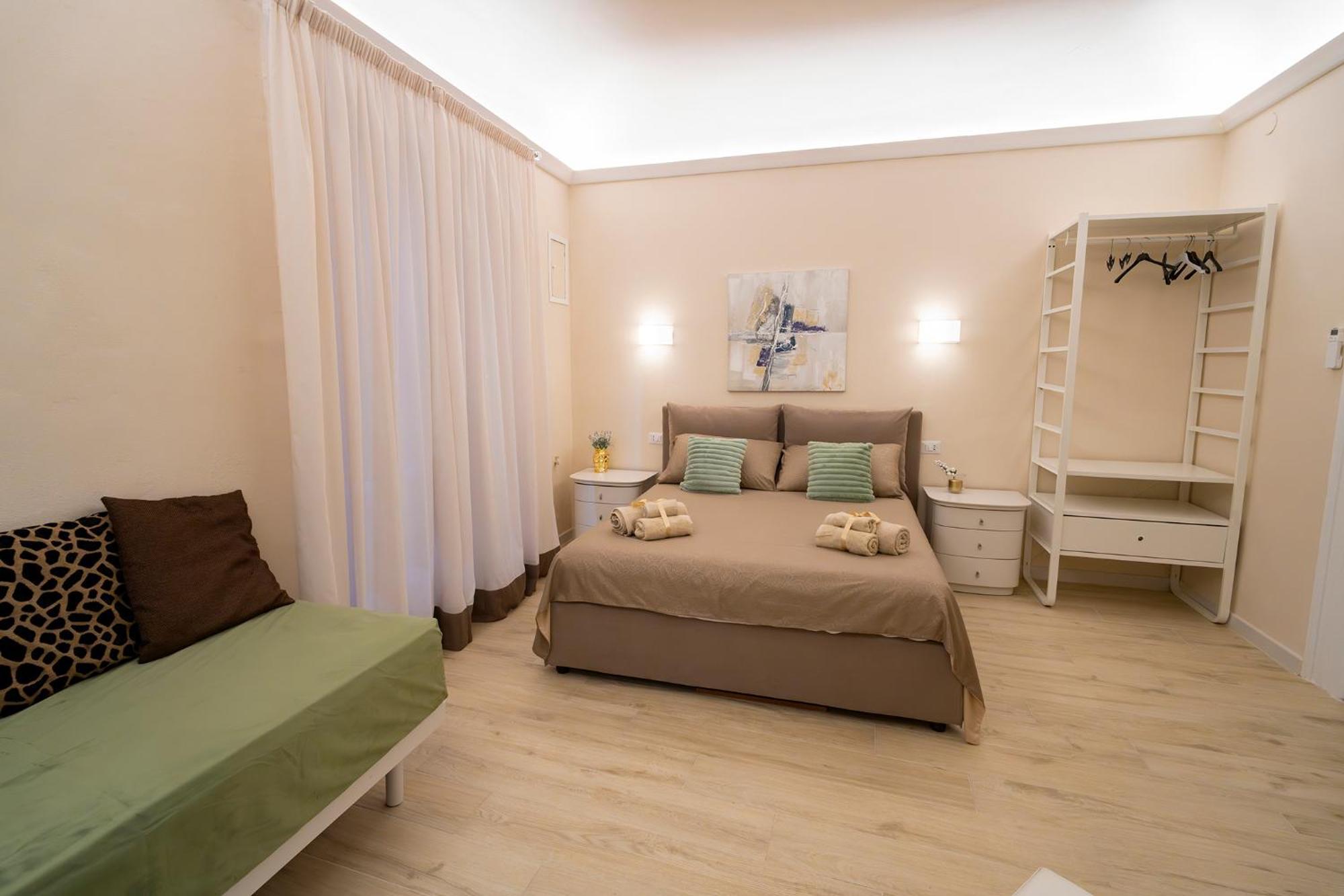 Deluxe Quadruple Room,1632728725:JPEG