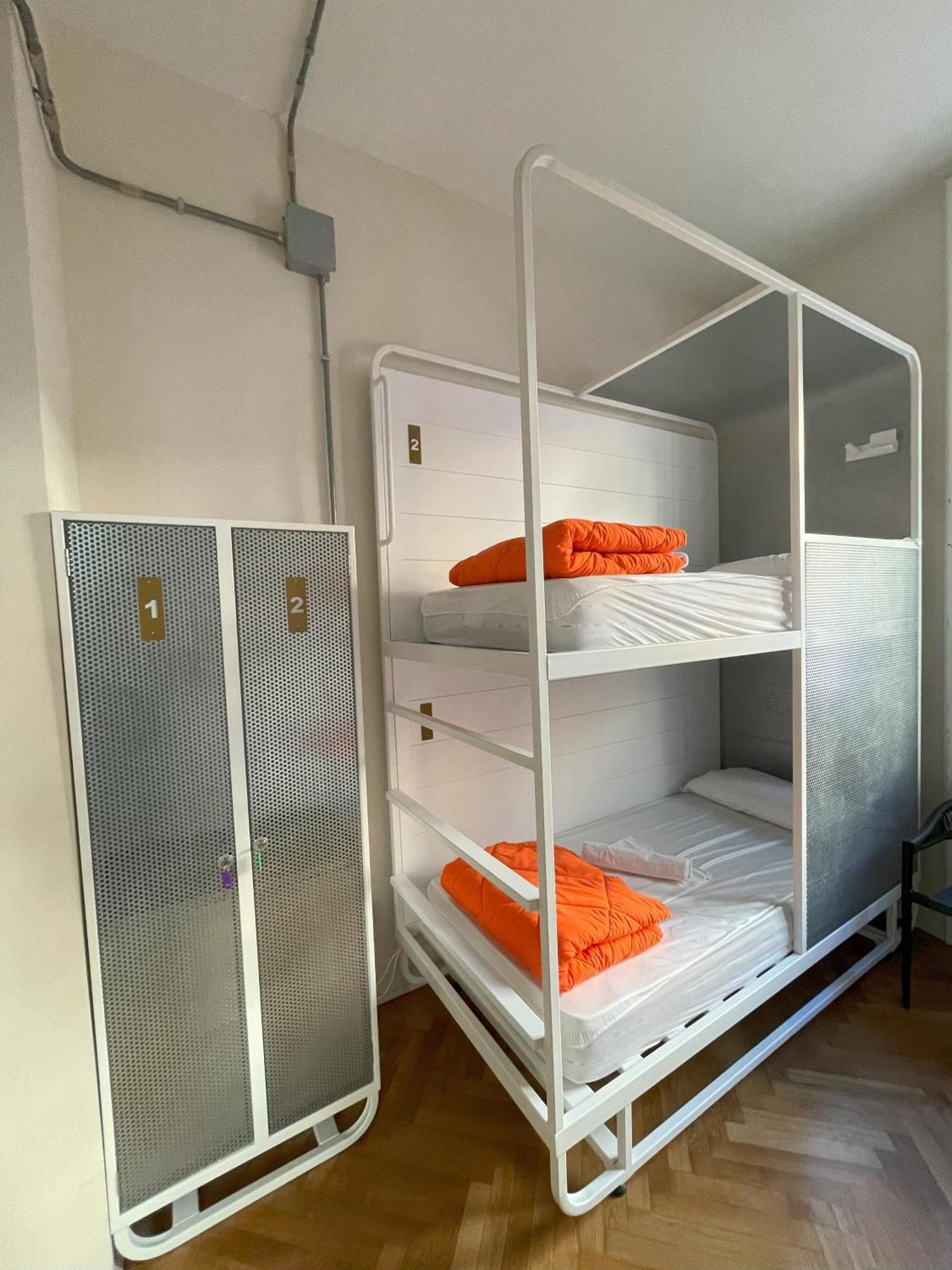4-Bed Mixed Dormitory Room,1654663148:JPEG