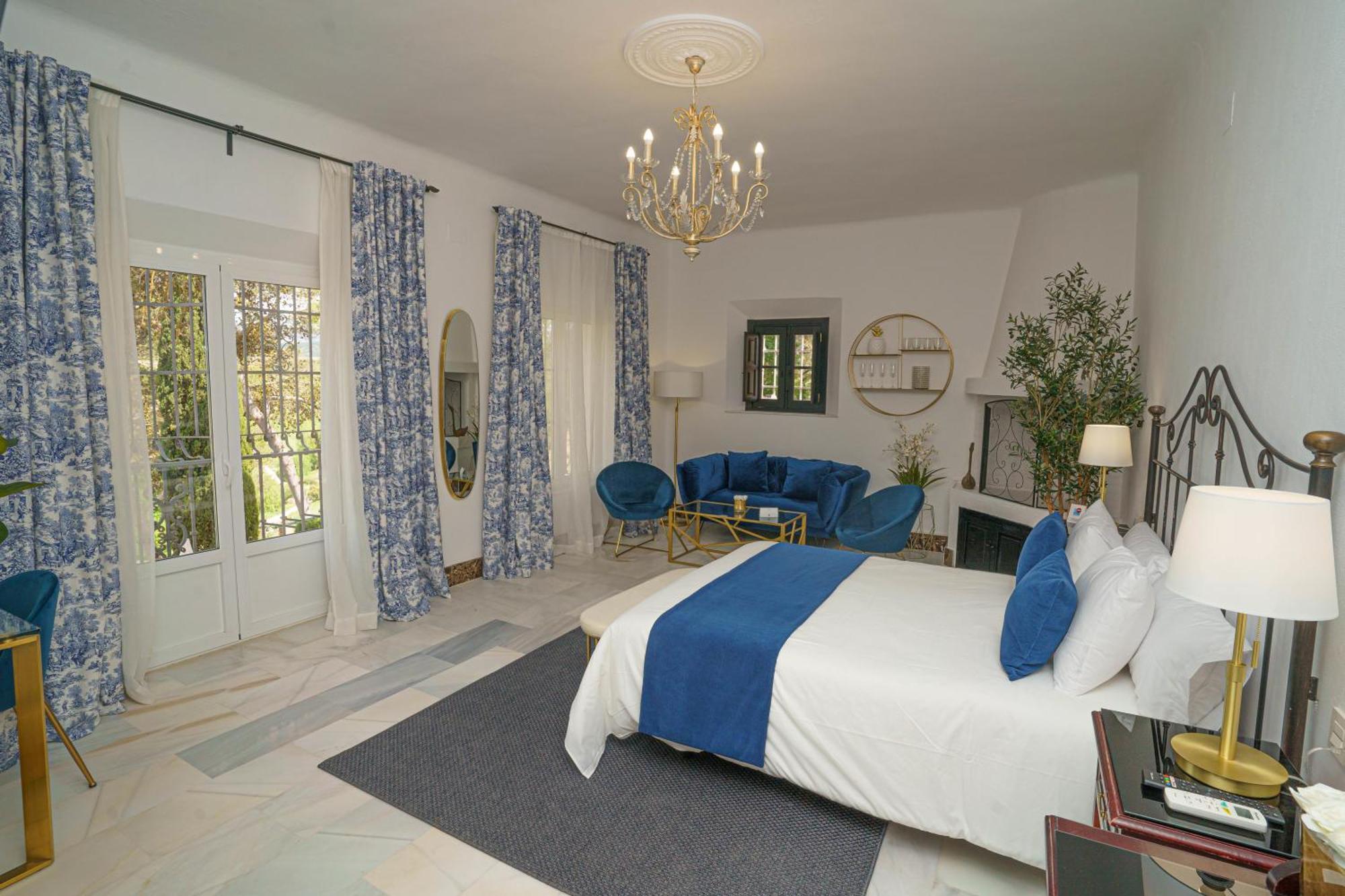 Deluxe Double Room Balcony,1634375516:JPEG