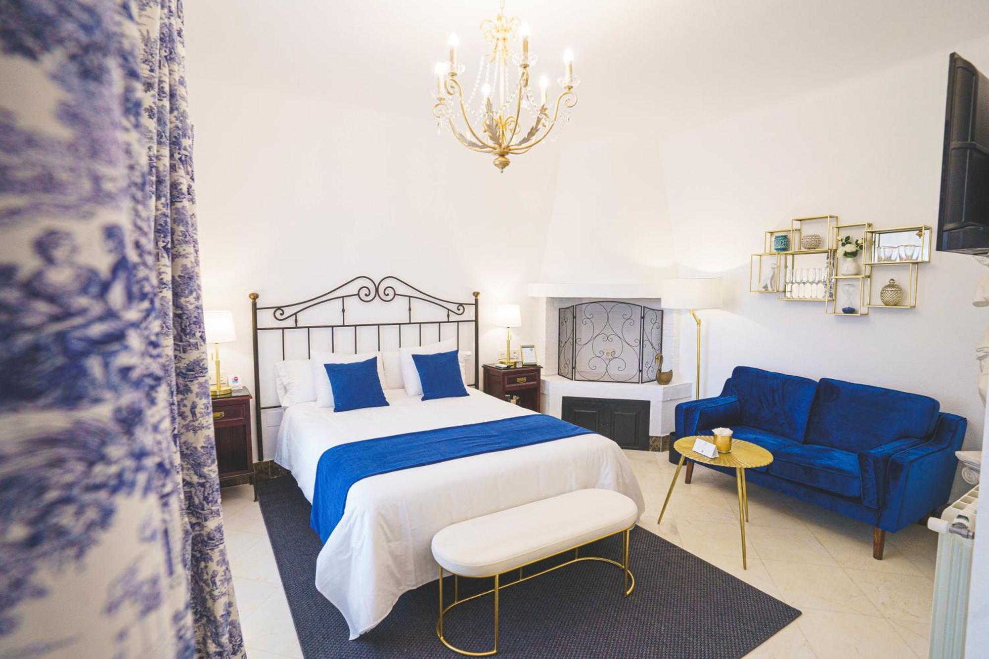 Superior Double Room,1634375584:JPEG