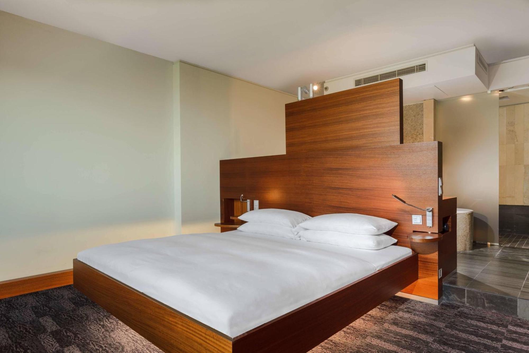 Presidential Suite Two Bedrooms Sauna