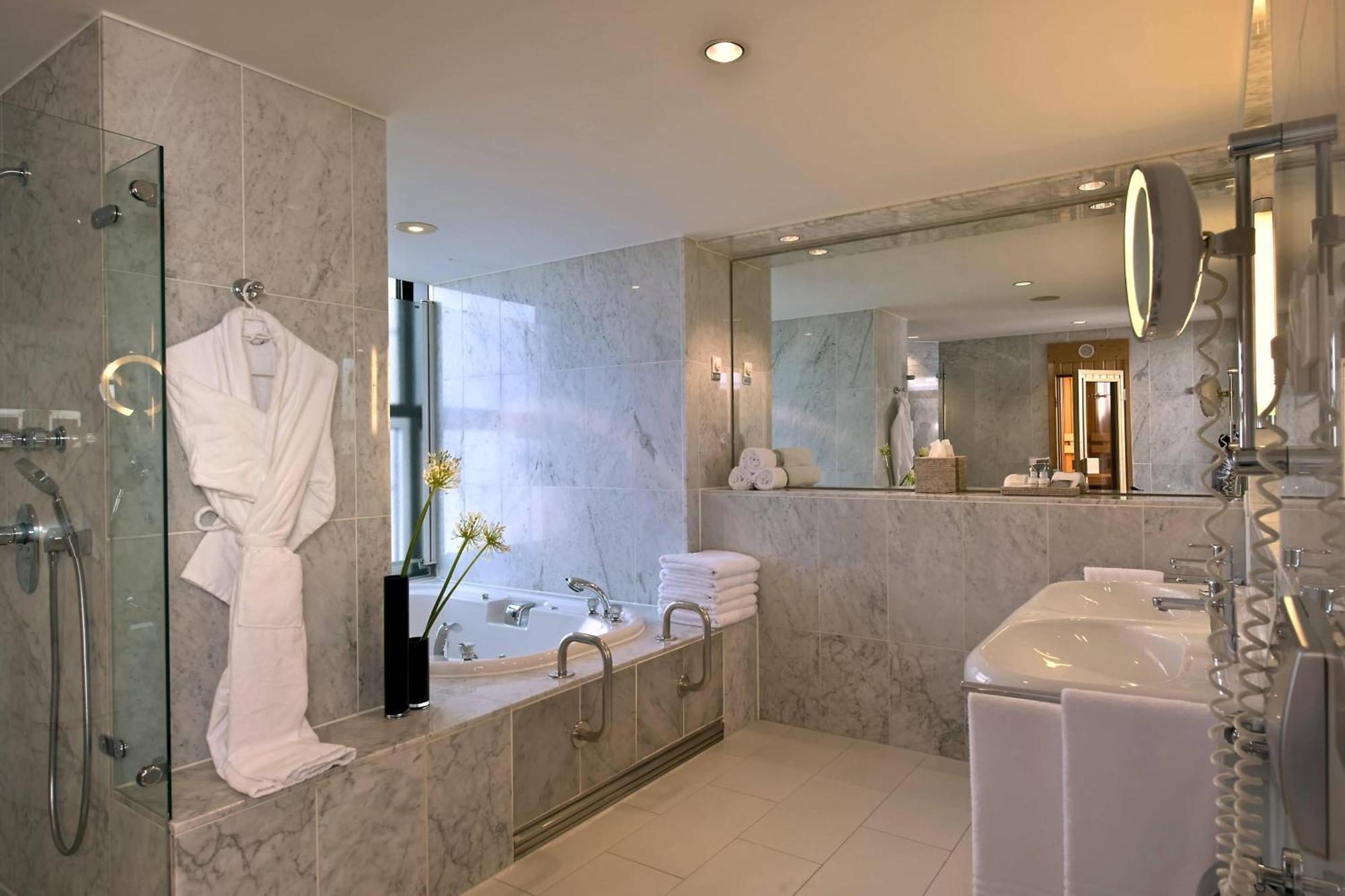 Presidential Suite Two Bedrooms Sauna