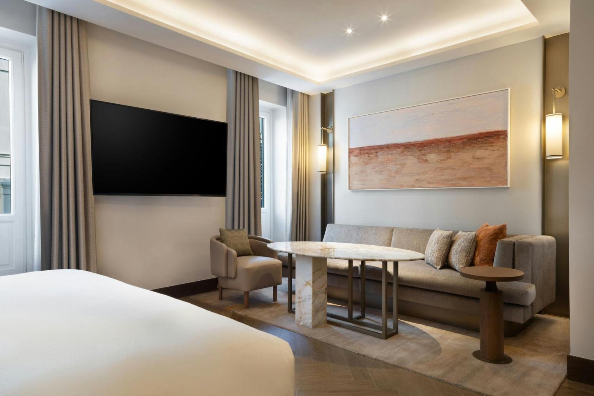 Junior King Suite Balcony Skyline View