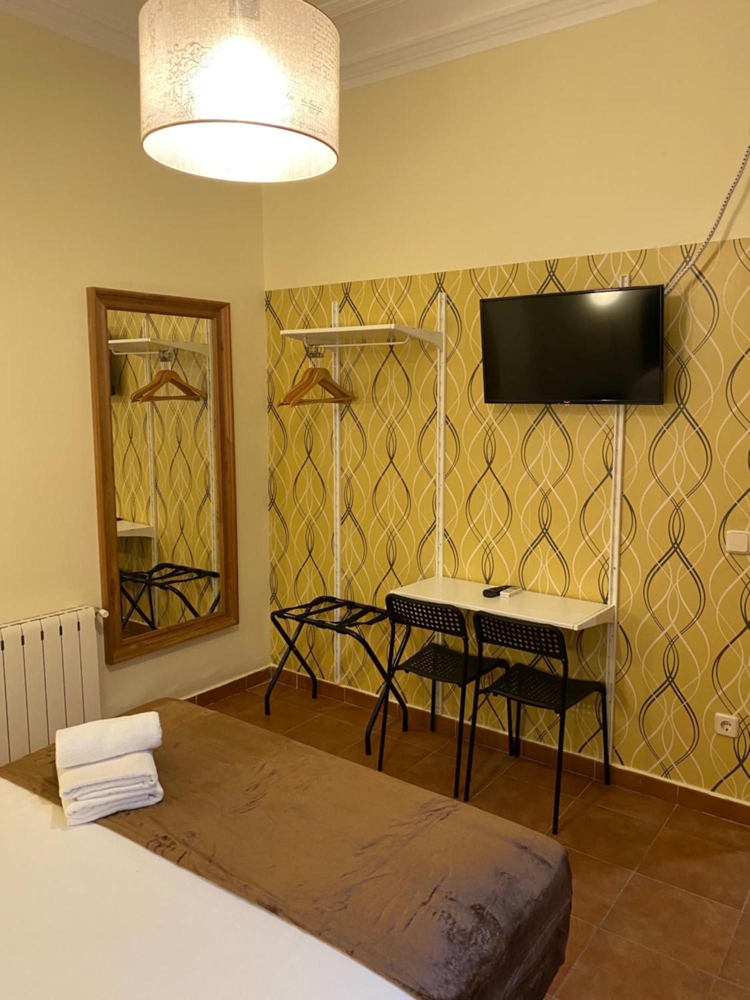 Triple Room,1634408343:JPEG