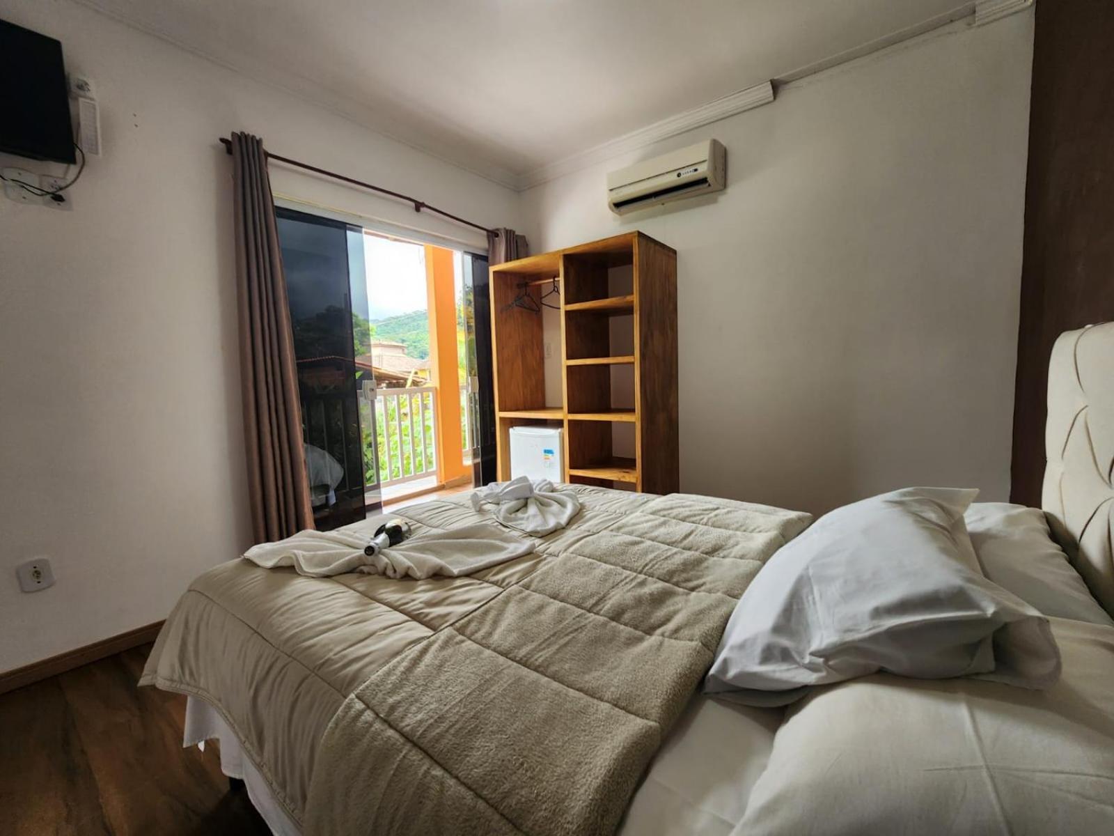 Quarto Duplo