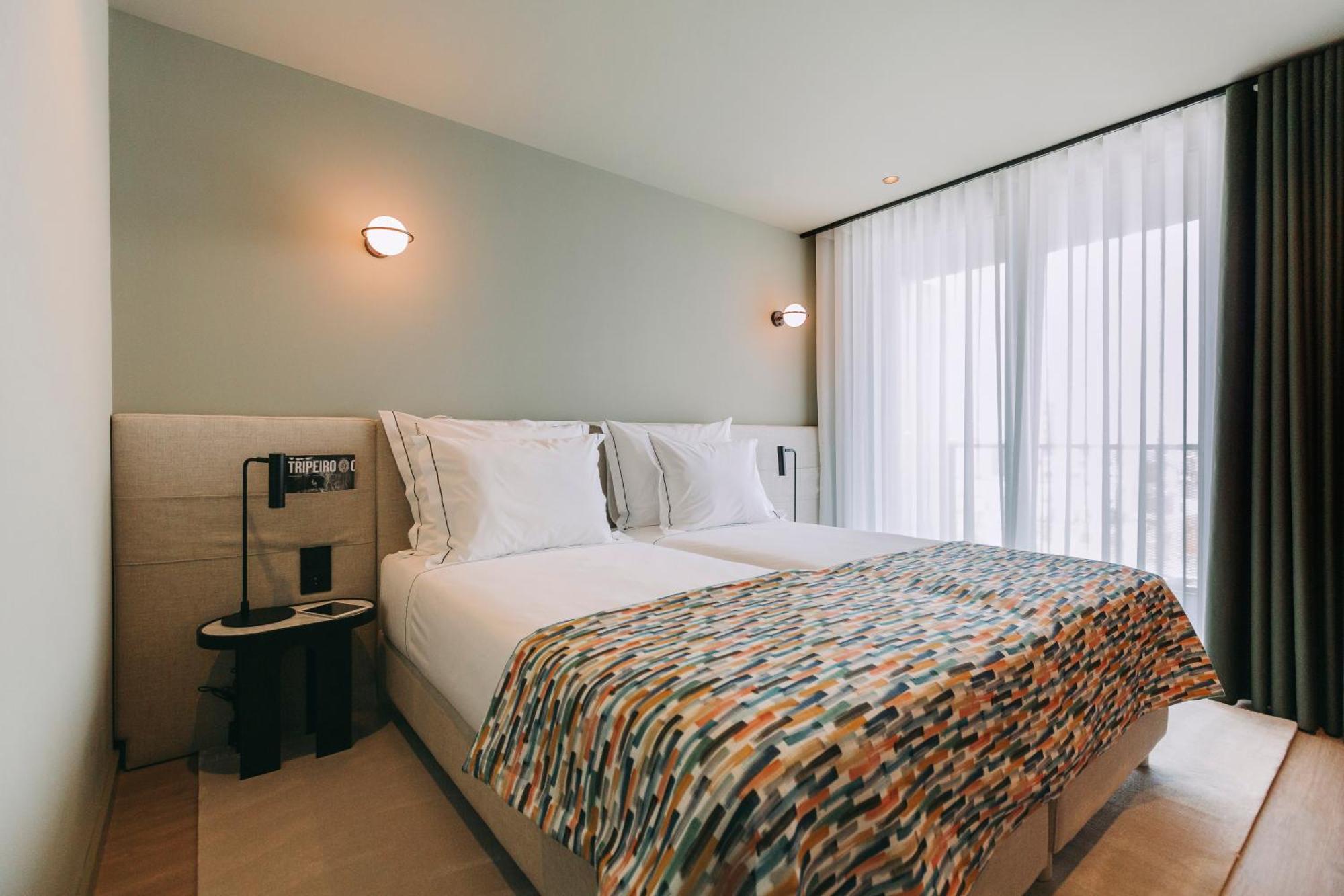 Estudio con vistas al jardín