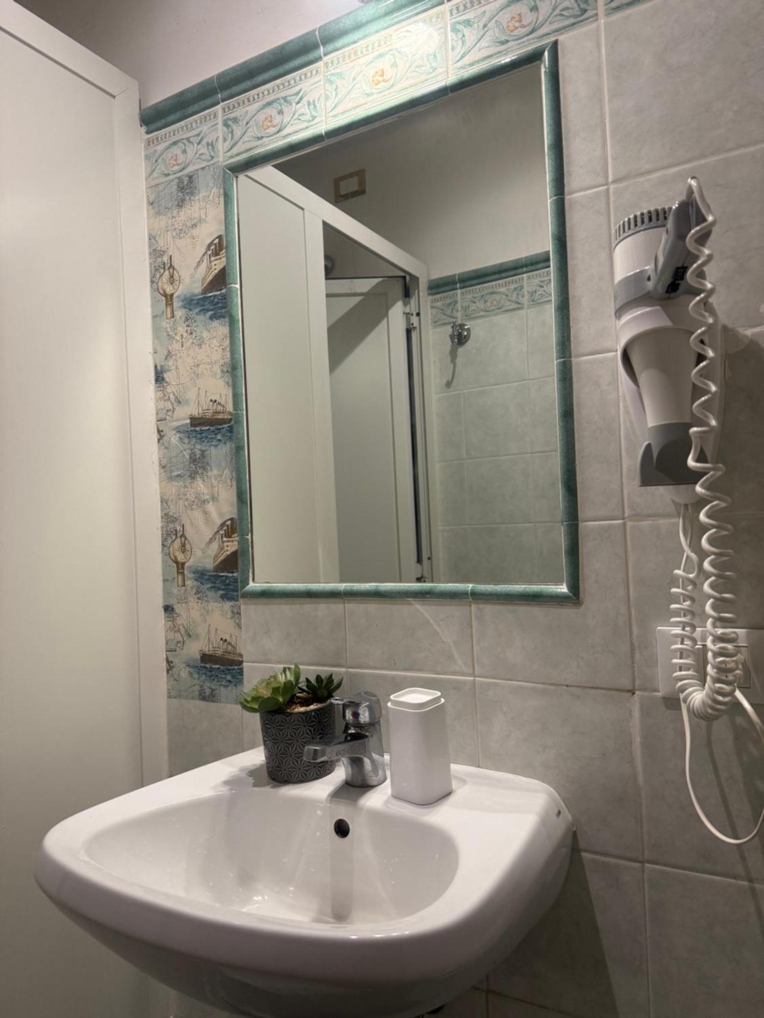 Deluxe Triple Room,1766344679:JPEG