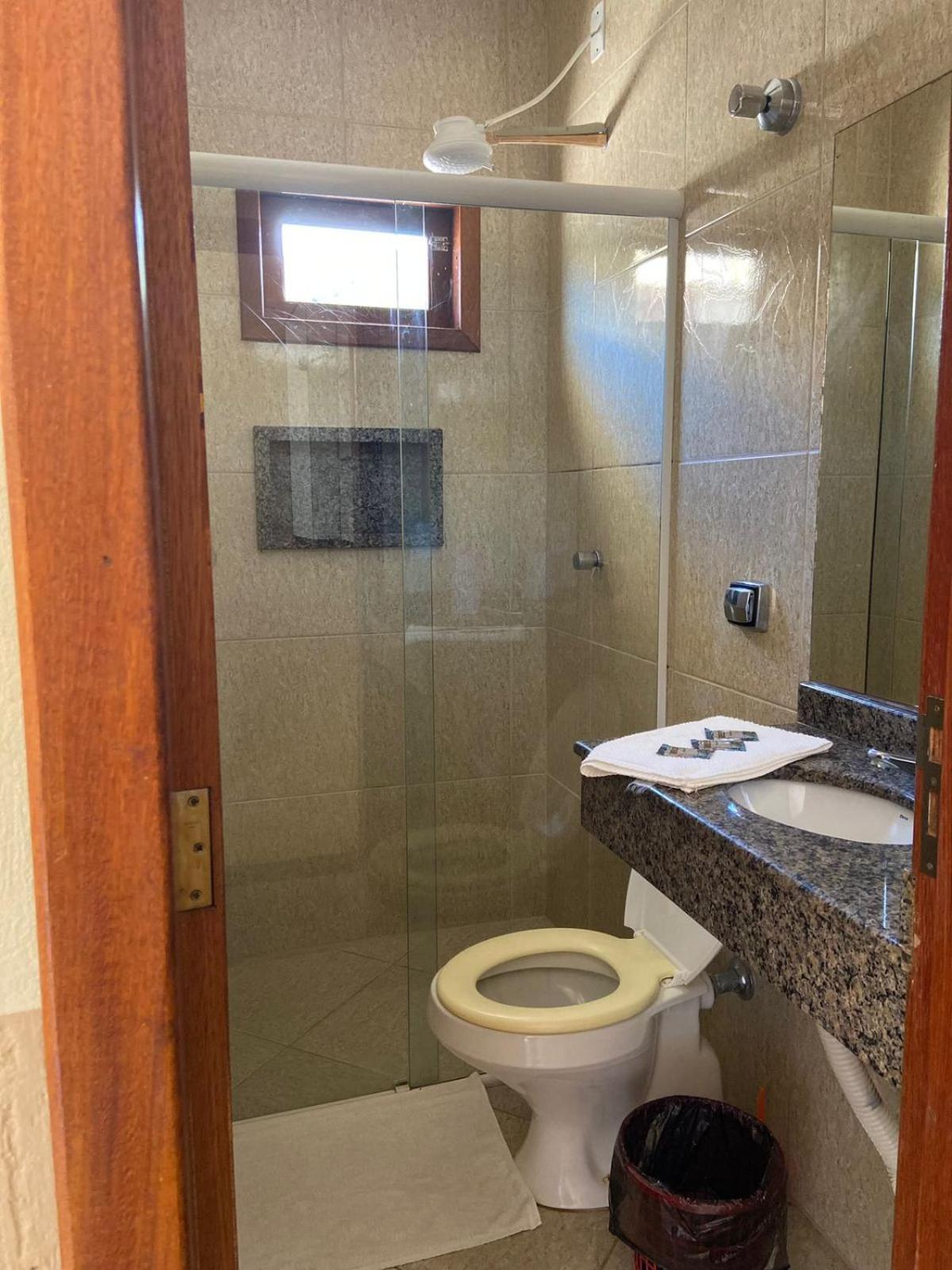 Standard Family Room,1635329986:JPEG