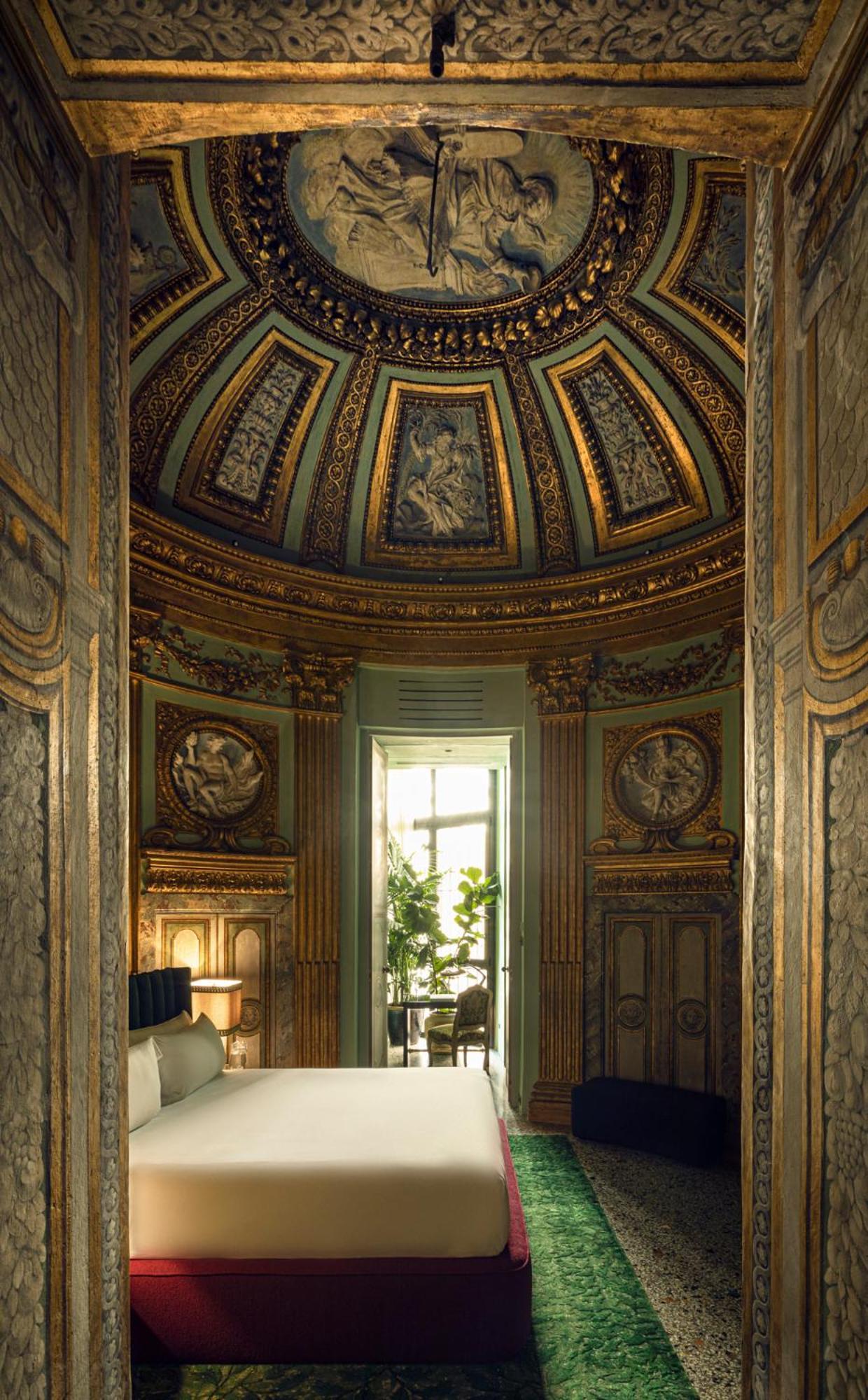 Deluxe King Room,1635979109:JPEG