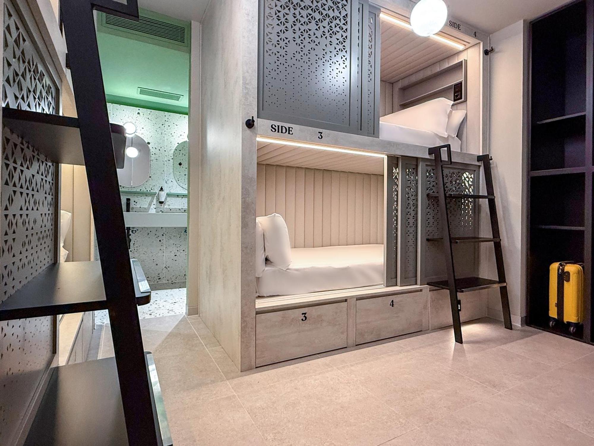 4-Bed Mixed Dormitory Room,1629760899:JPEG