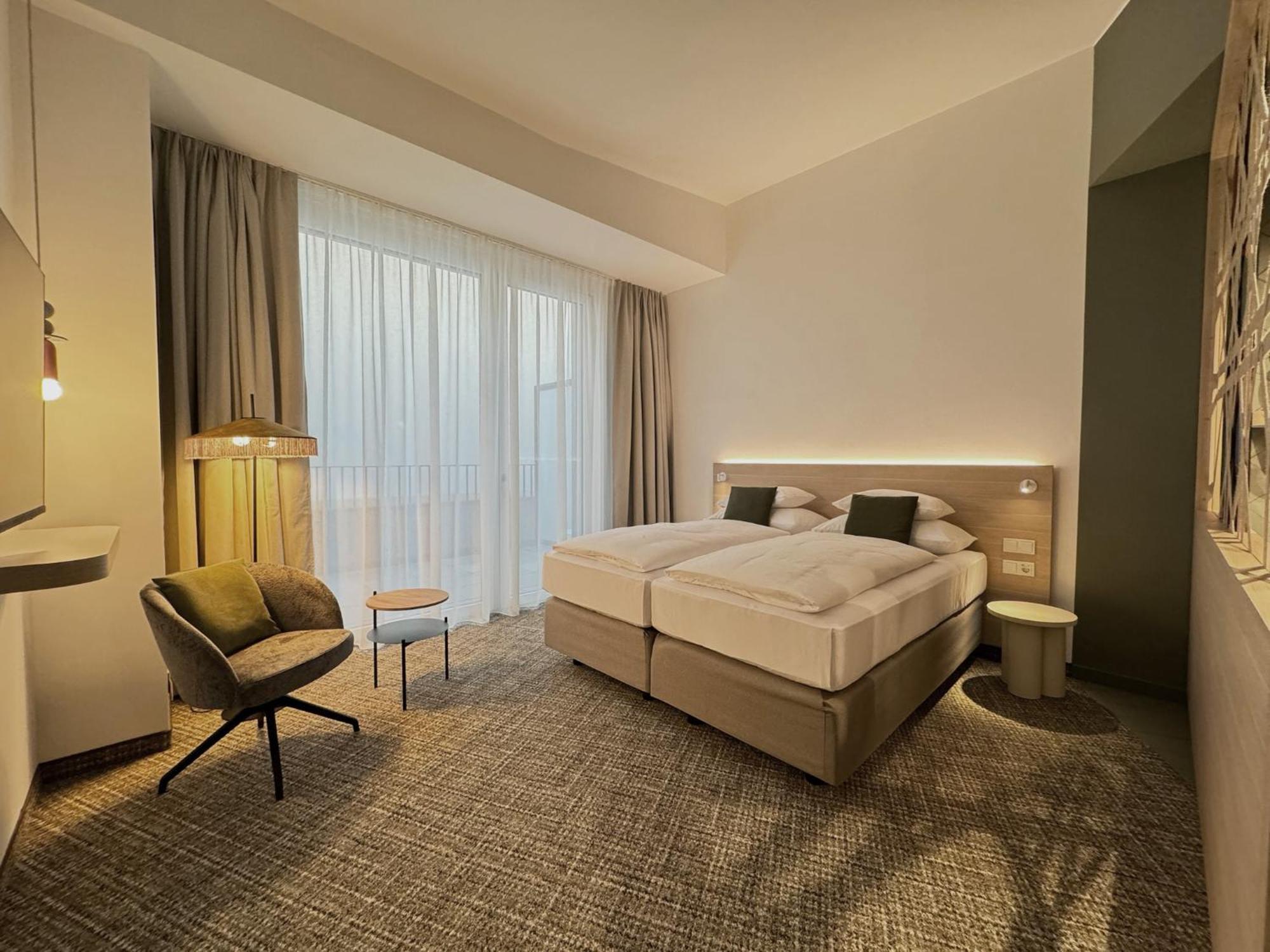 Superior Double Room,1636902106:JPEG