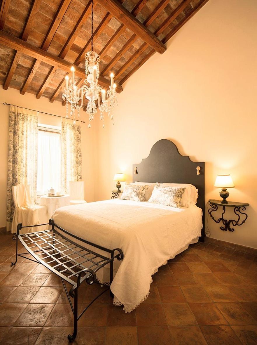 Double Room,1637189909:JPEG