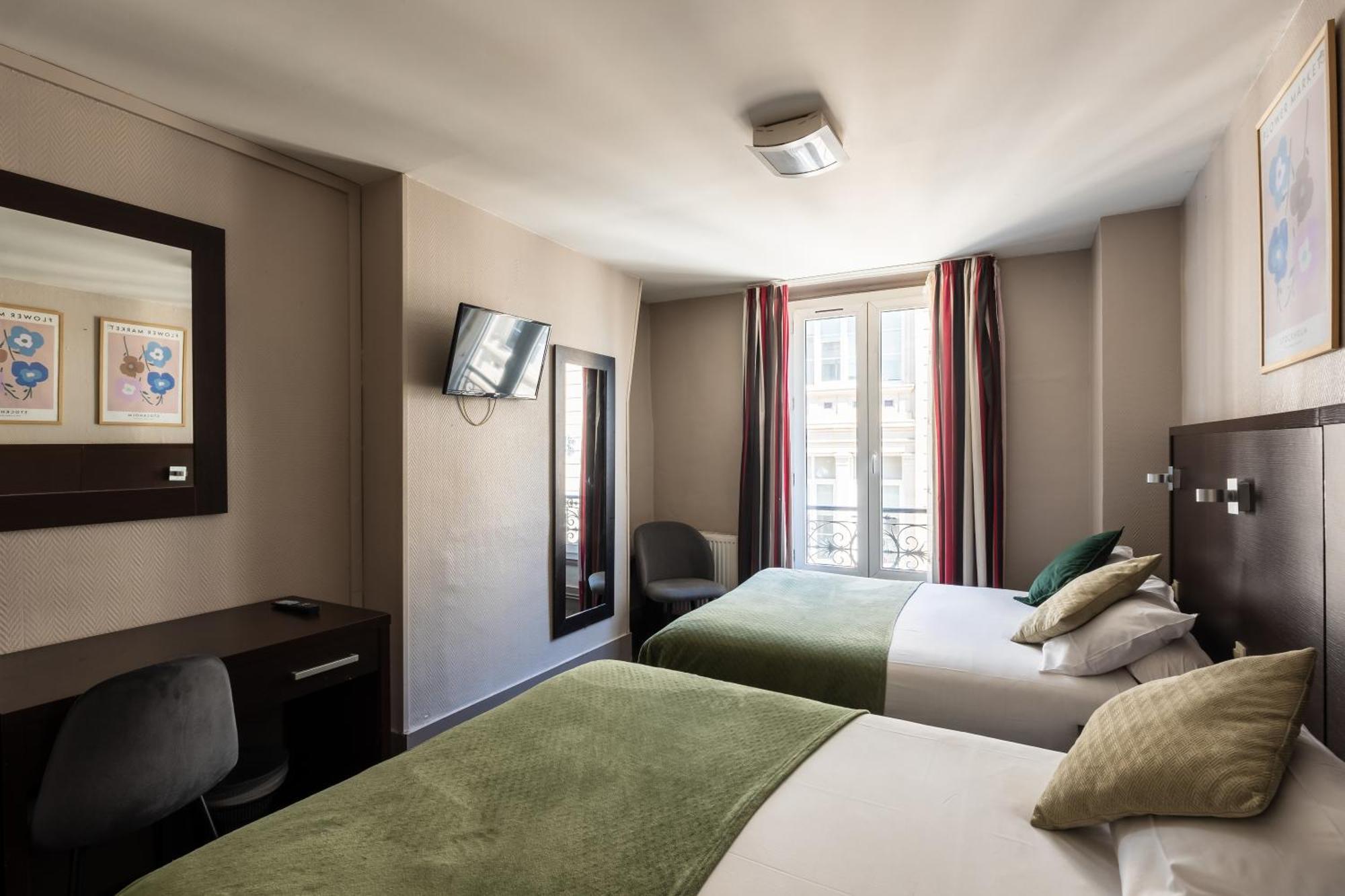 Standard Quadruple Room,1637546571:JPEG