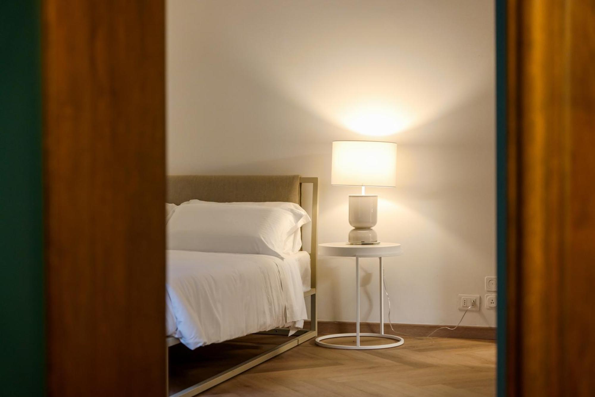 Superior Suite Ensuite Bathroom,1637648166:JPEG