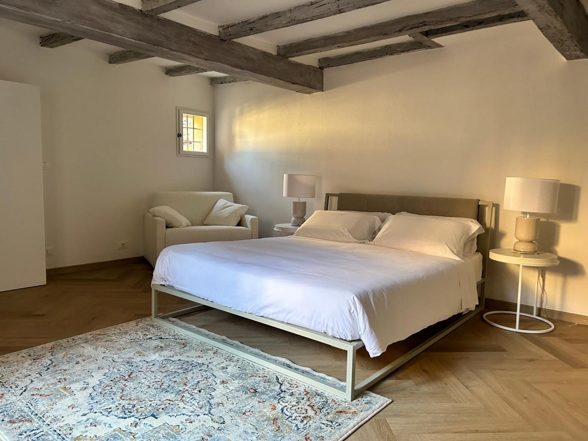Superior Suite with Ensuite Bathroom