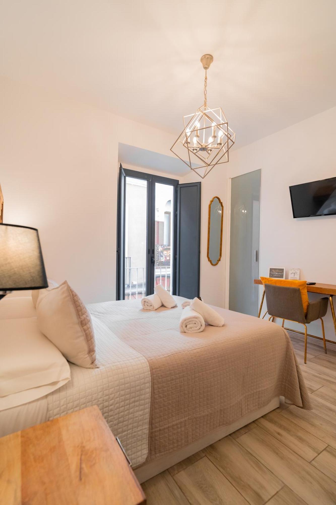 Double Room,1637709114:JPEG