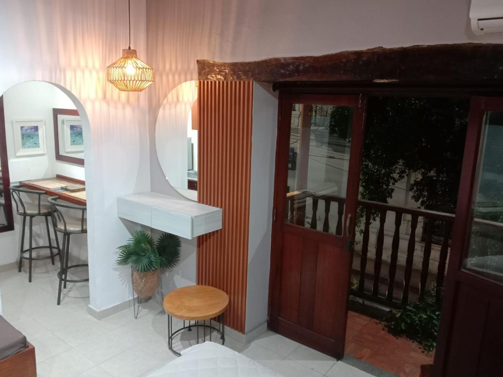 Deluxe Double Room Balcony,1637814161:JPEG