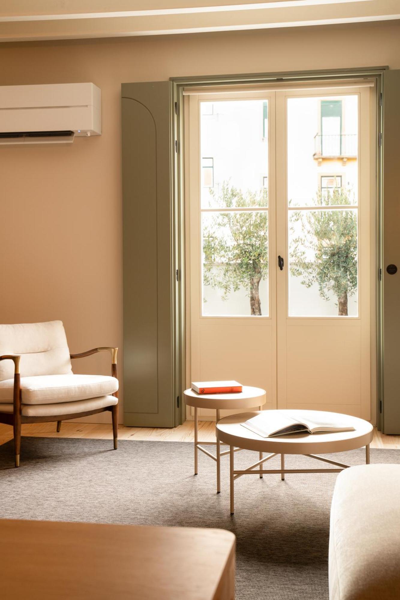 Premium Two-Bedroom Apartment Terrace,1637903082:JPEG