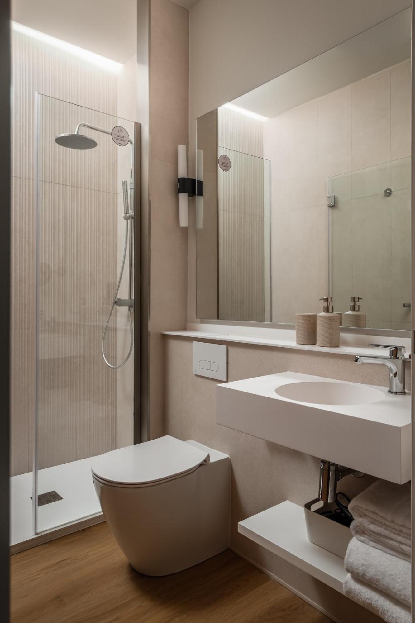 Double Room,1638146810:JPEG