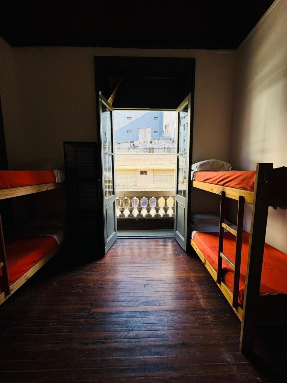 Single Bed 6-Bed Dormitory Room,1638334866:JPEG