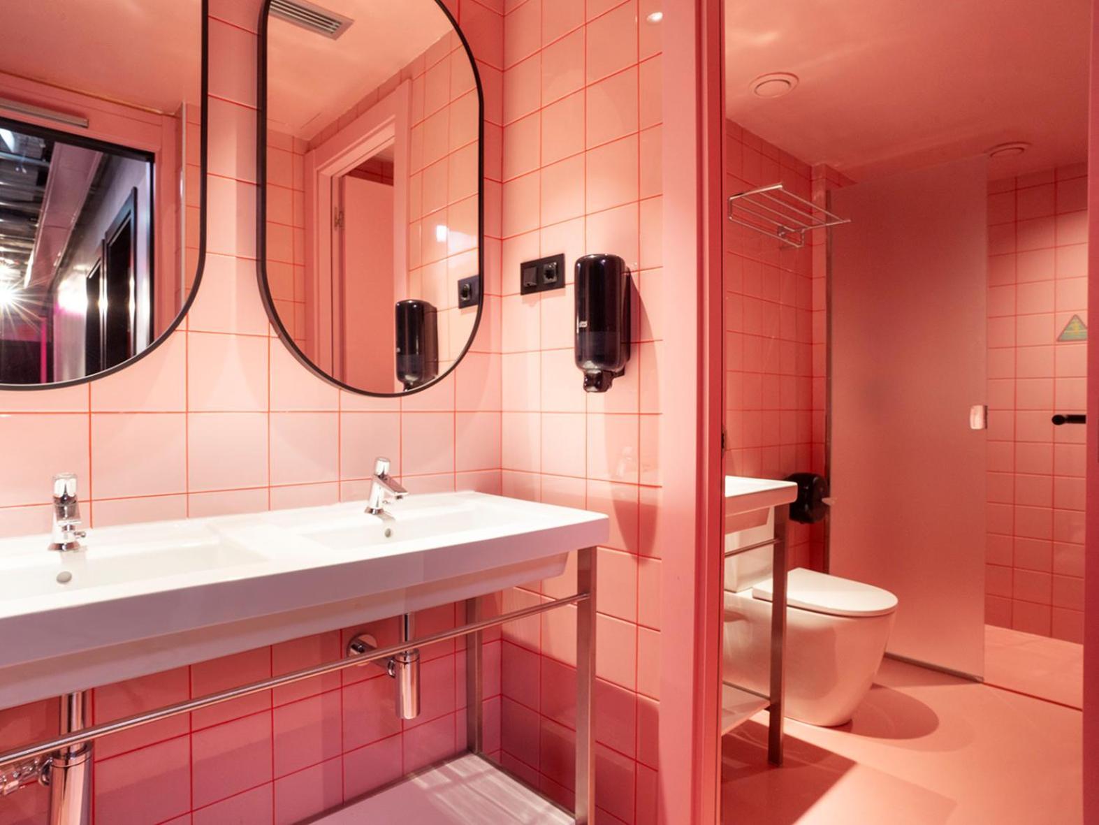 Cápsula privada para 2 personas - Baño compartido