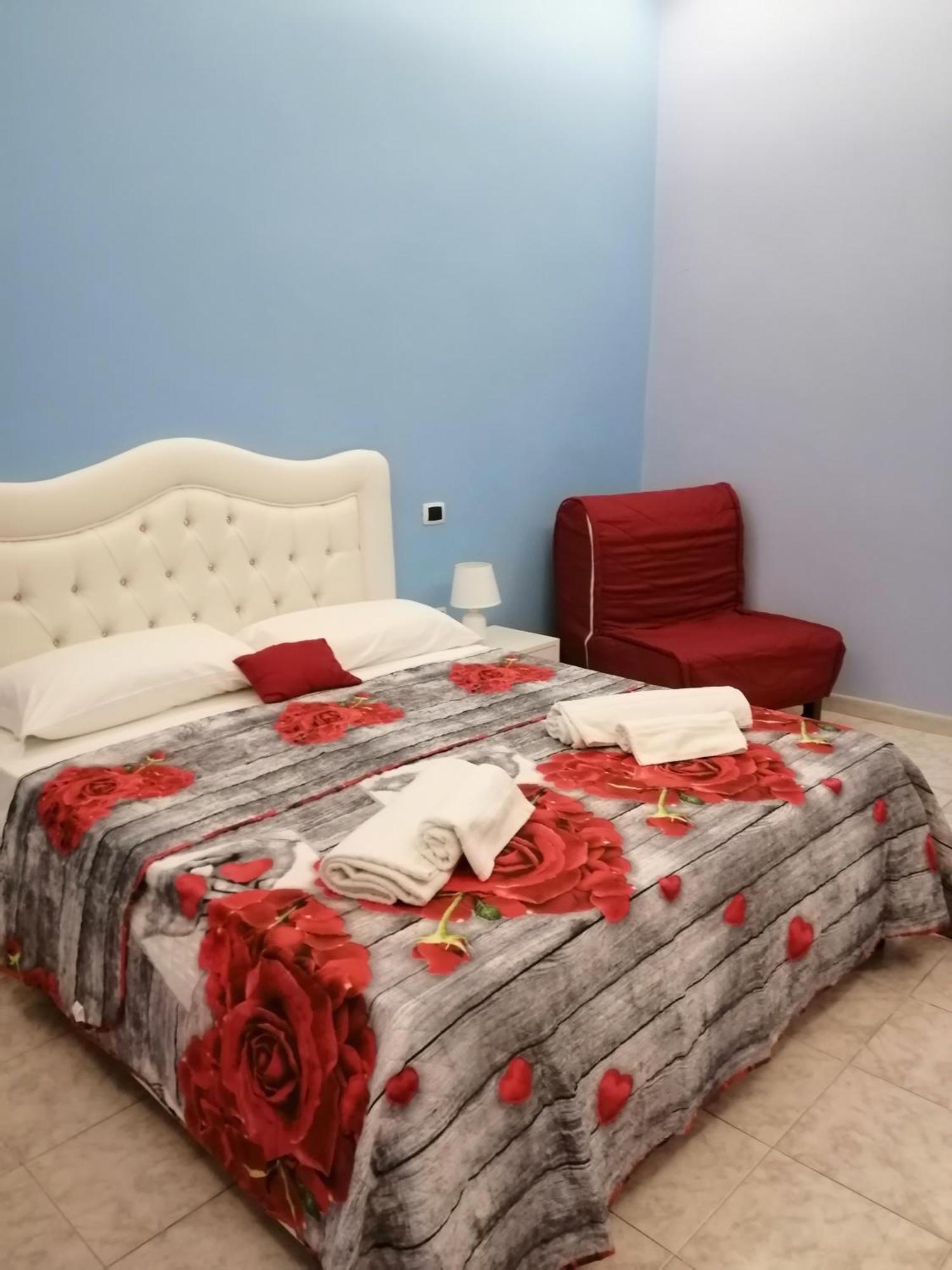 Camera Matrimoniale con Balcone (3 Adulti)