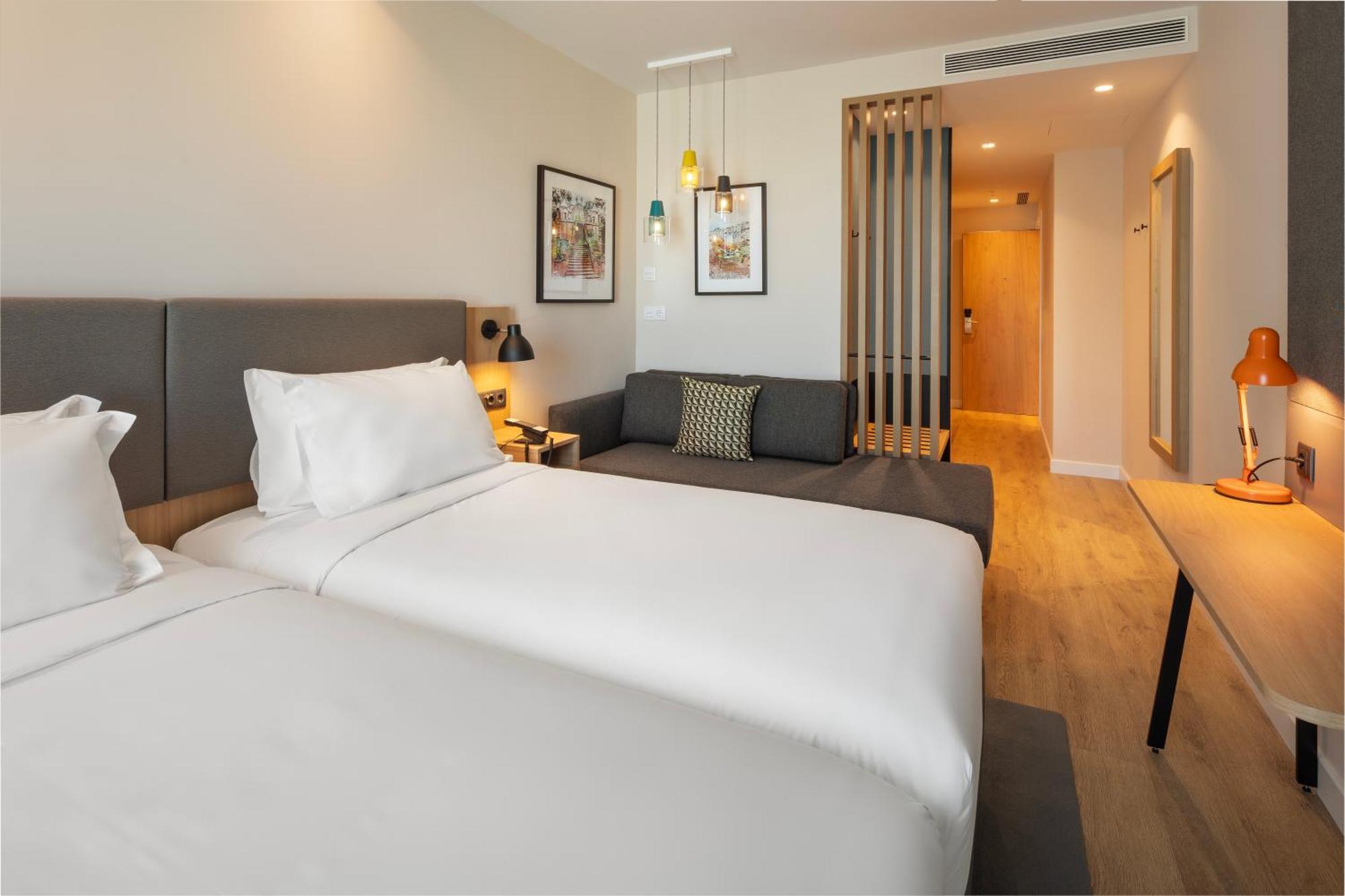 Chambre Lits Jumeaux Premium avec Canapé-Lit