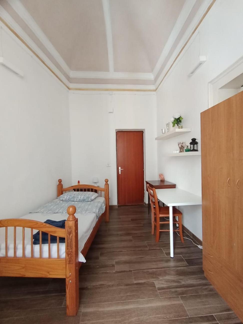 Single Room Balcony