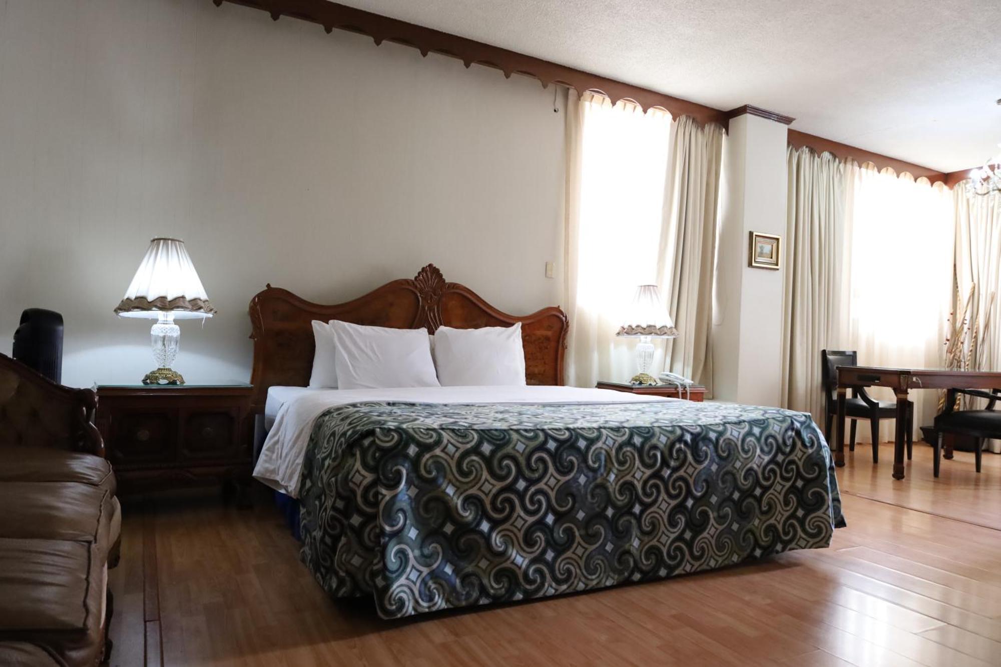 Deluxe Junior Suite,1639553932:JPEG