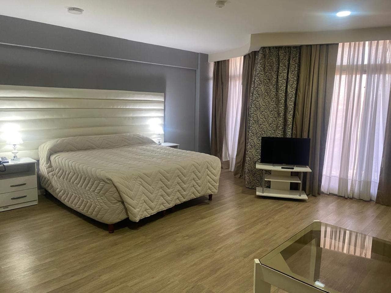 Executive King Room