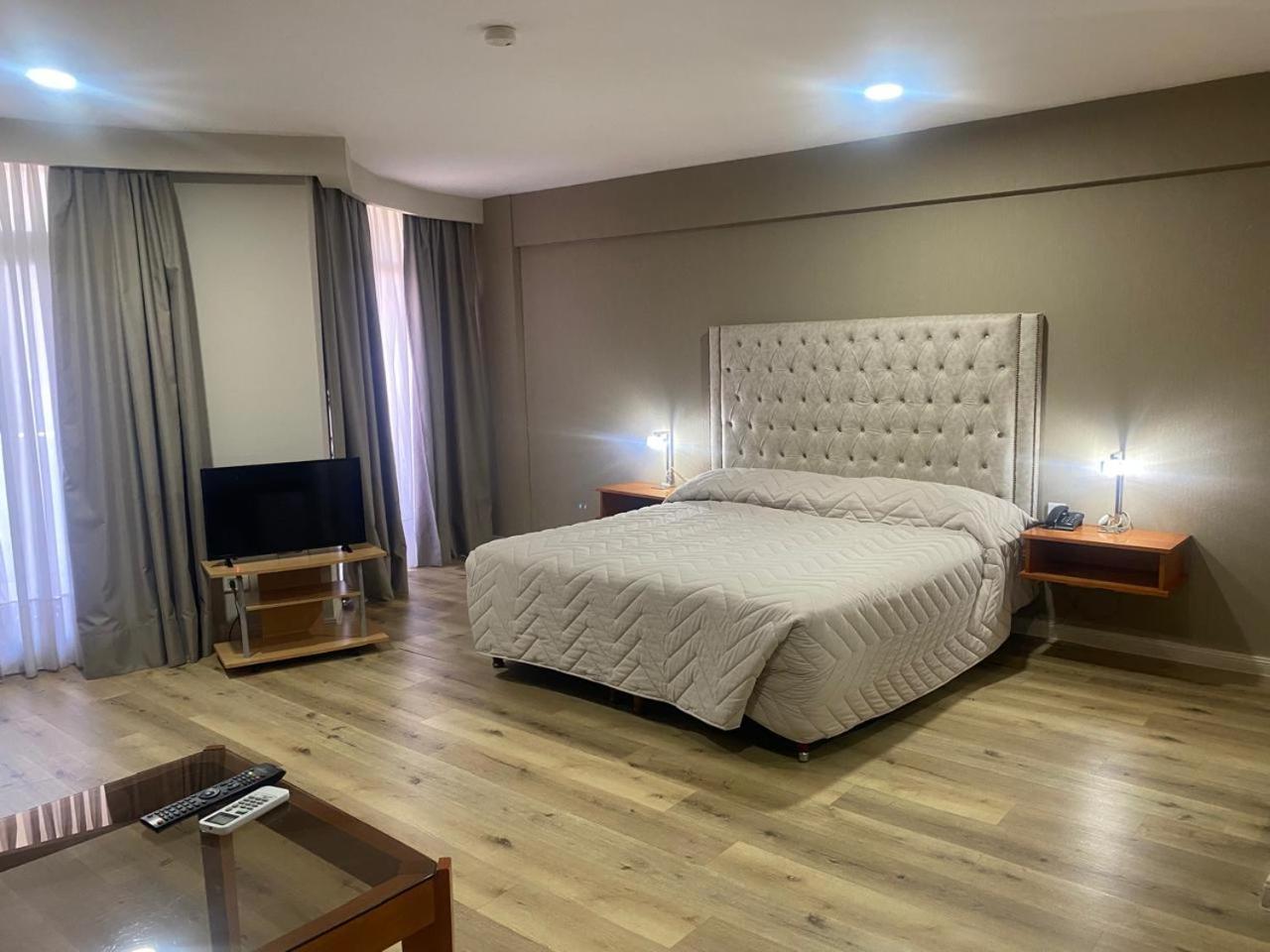 Executive King Room