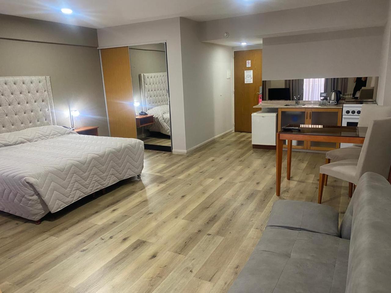 Executive King Room