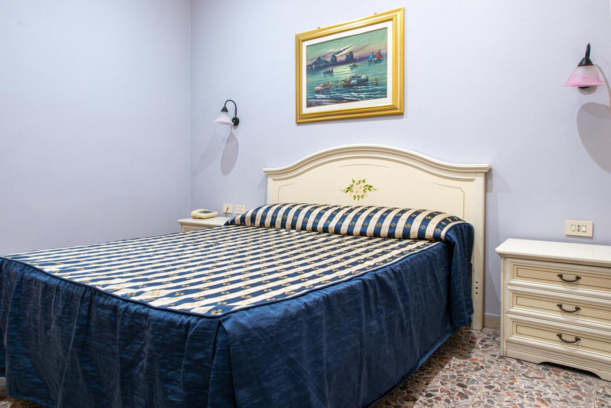 Double Room,1639578729:JPEG