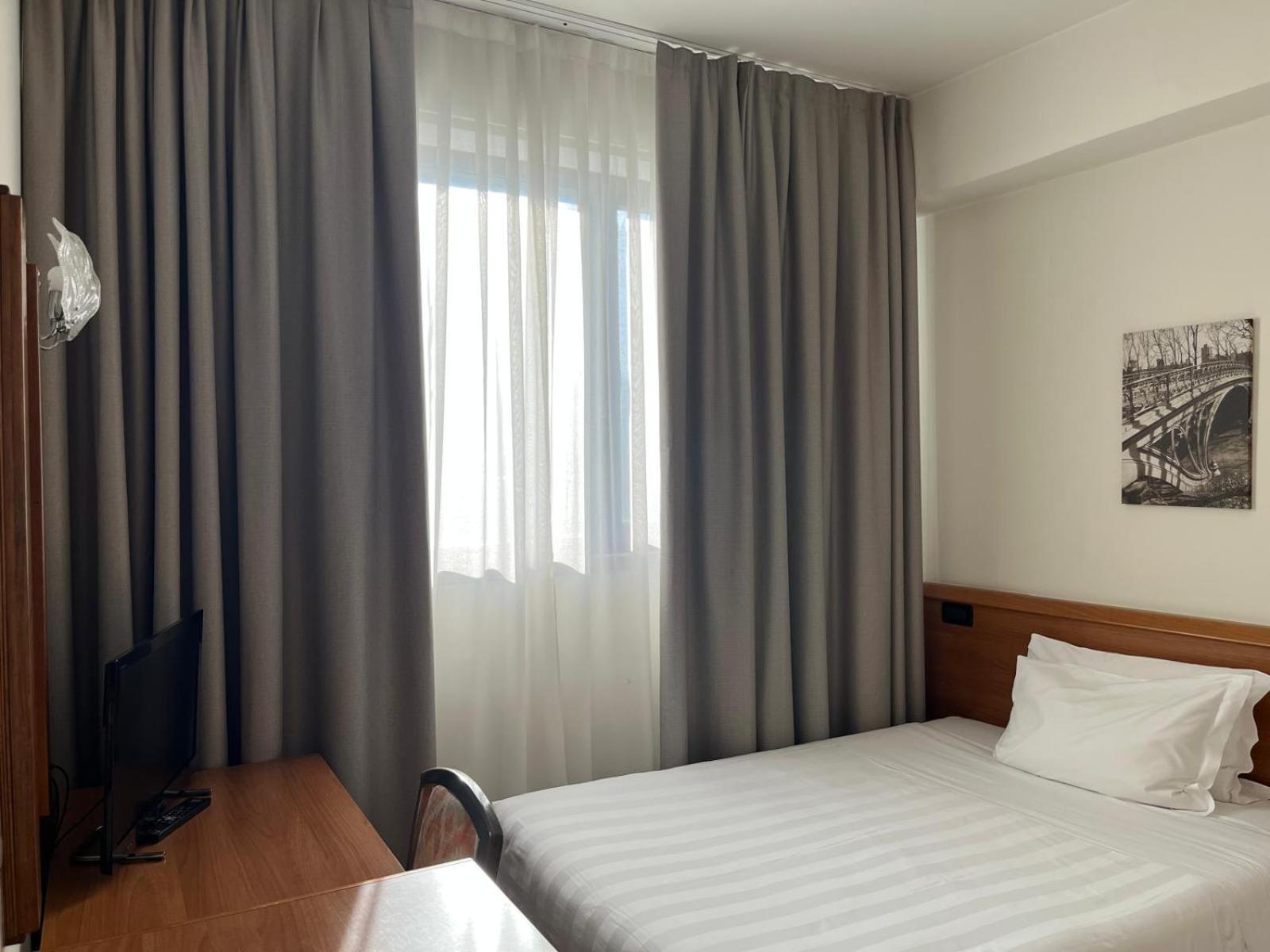 Single Room,1640370588:JPEG