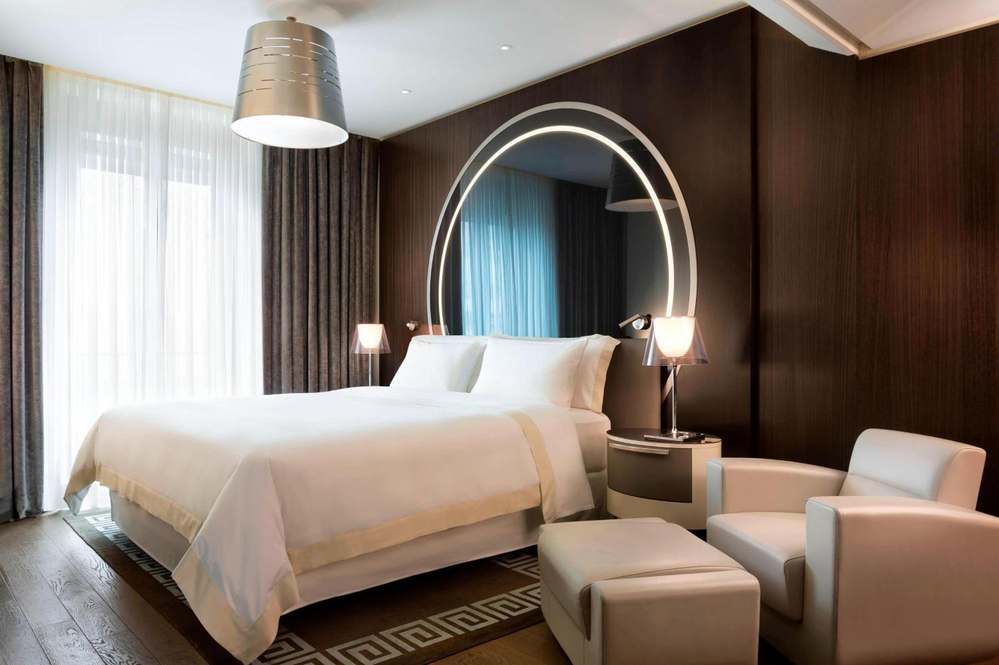 Atelier Two-Bedroom Suite Piazza View