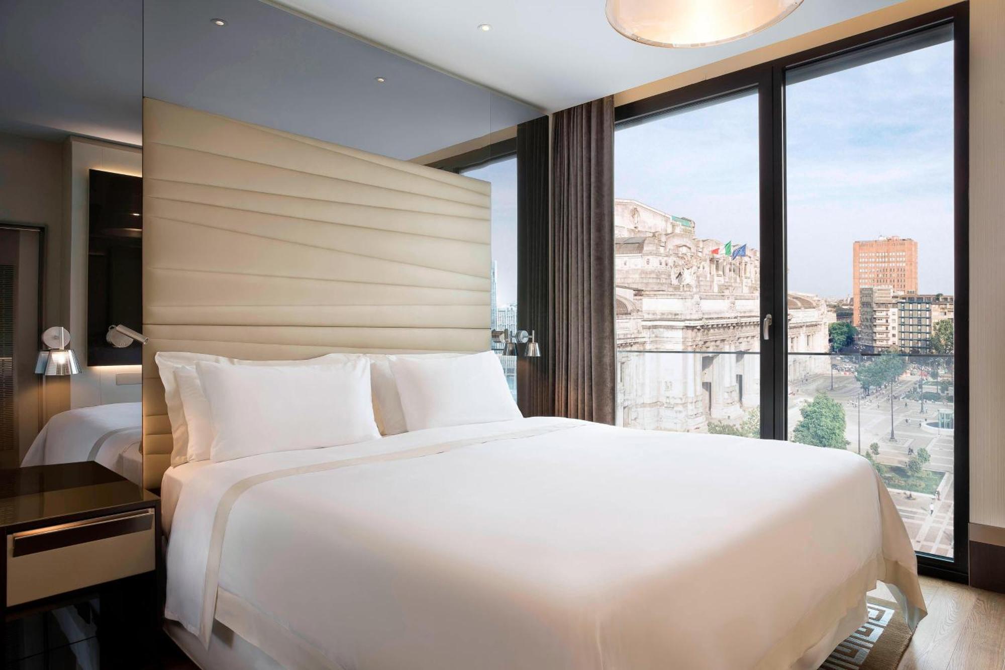 Atelier Two-Bedroom Suite Piazza View