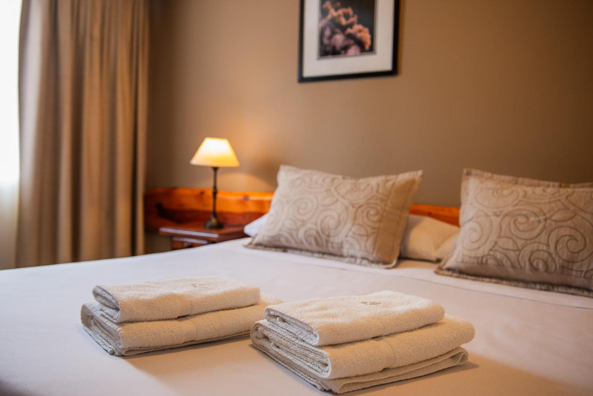 Double Room,1642322093:JPEG