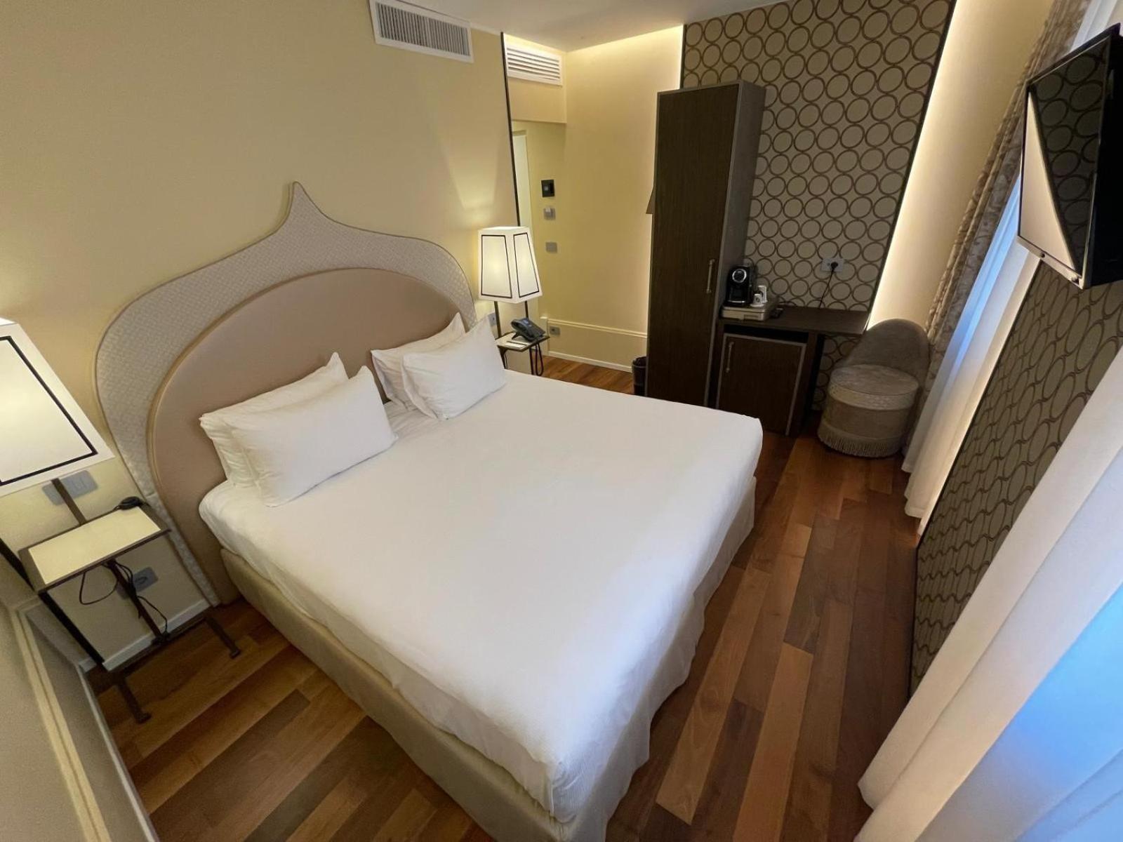 Classic Double Room,1642959574:JPEG