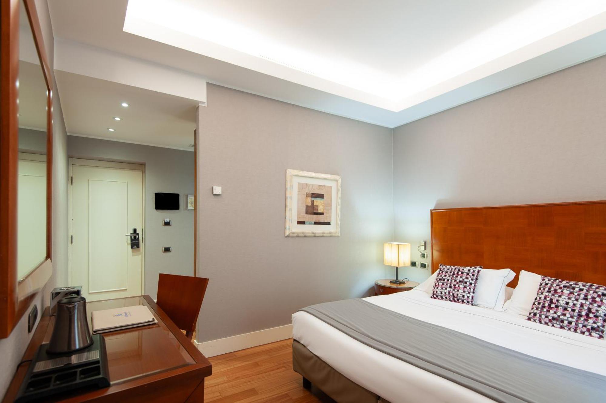 Superior Double or Twin Room,1643141452:JPEG