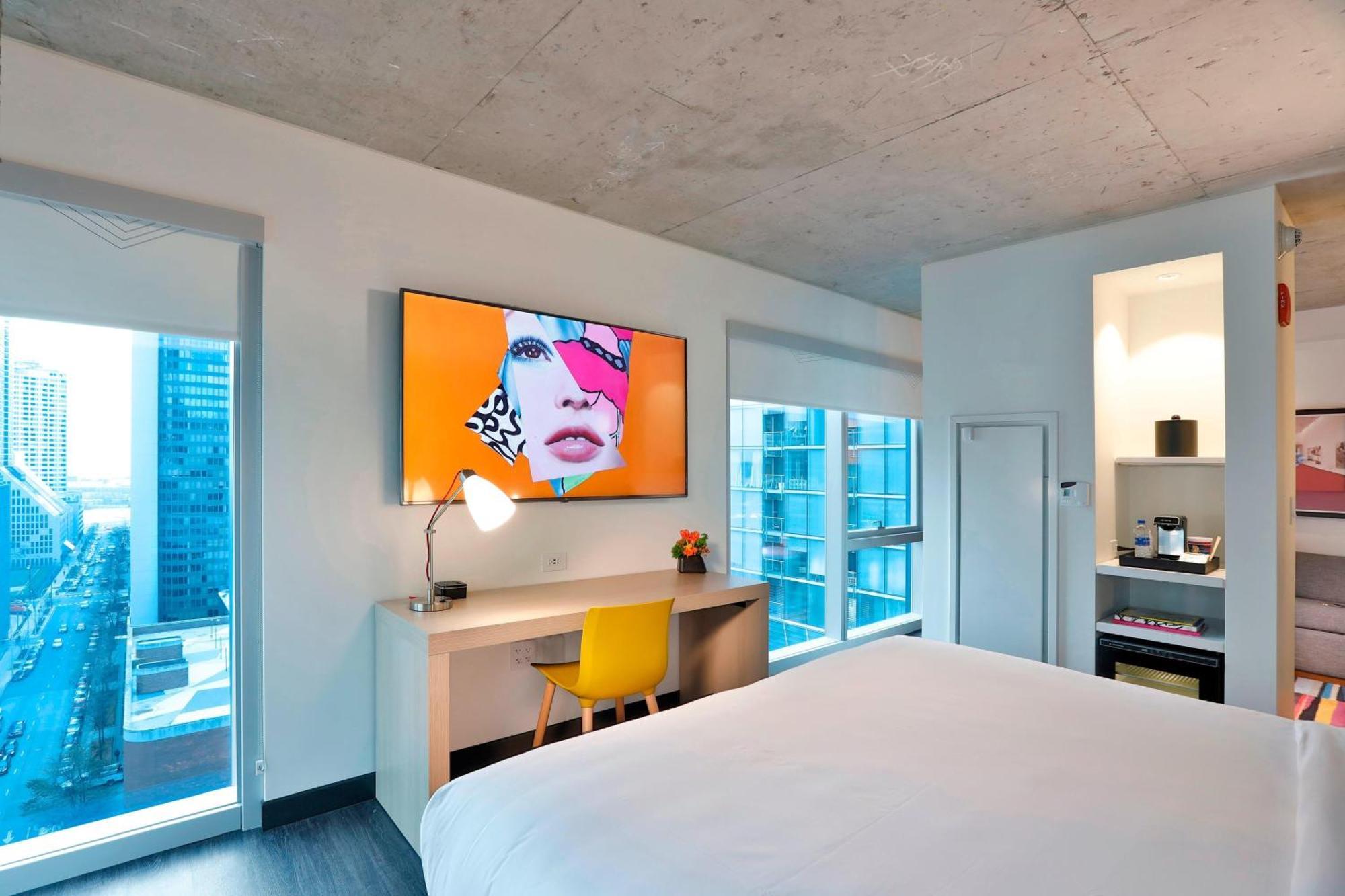 1 Bedroom Suite 1 King City view,1643201509:JPEG