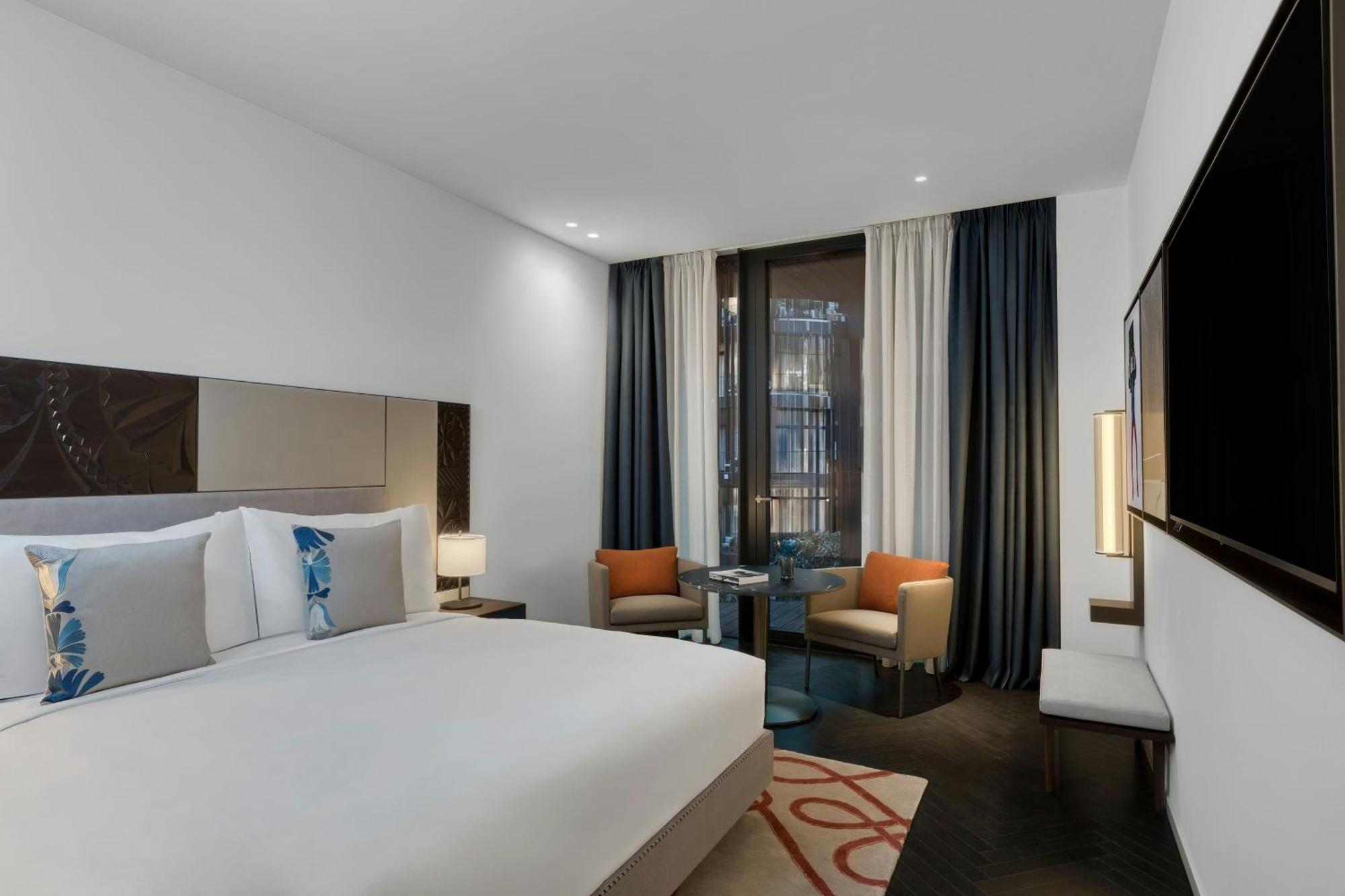 Habitación Atrium con balcón y vistas al atrio - Cama extragrande