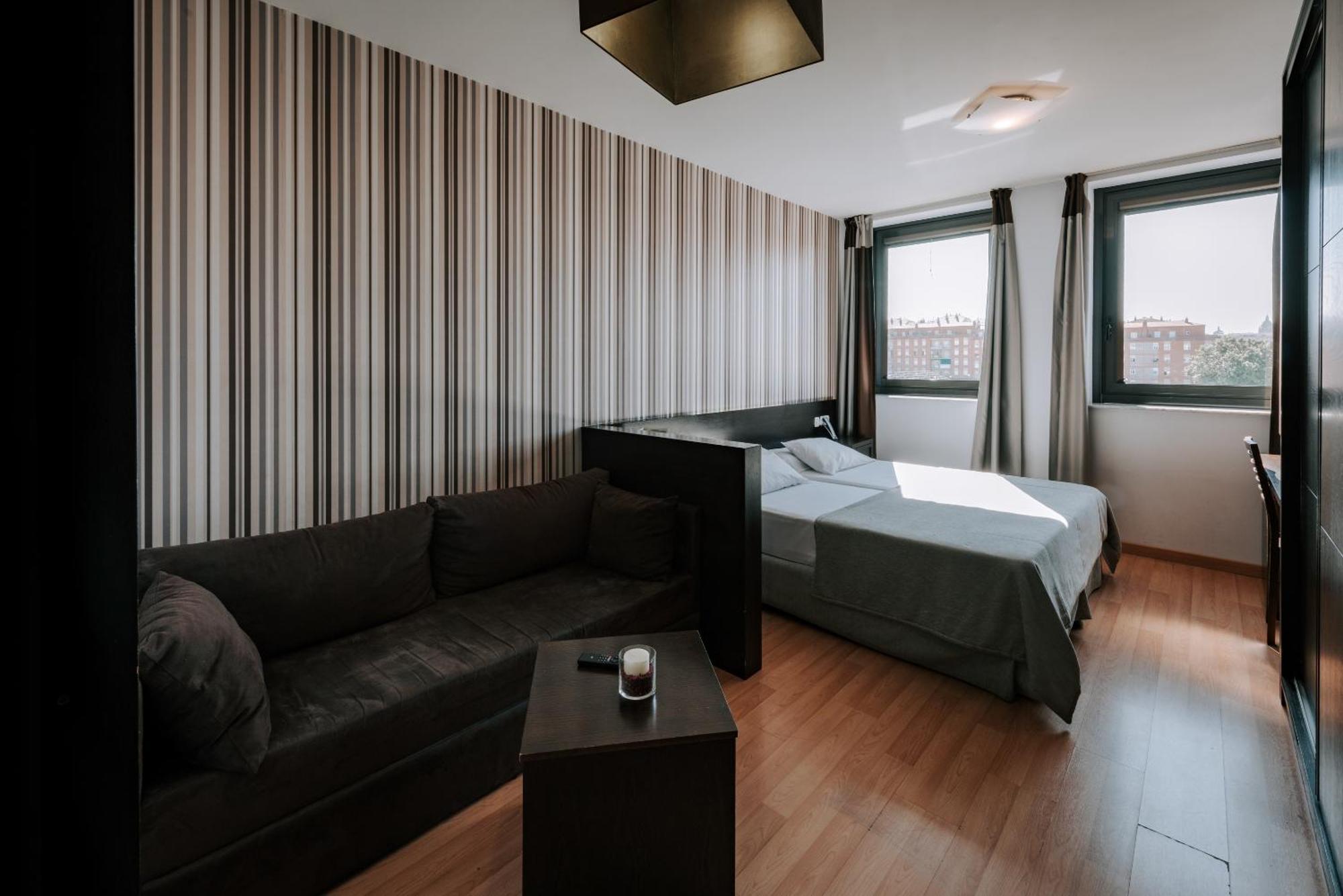 Double Room,1643757753:JPEG