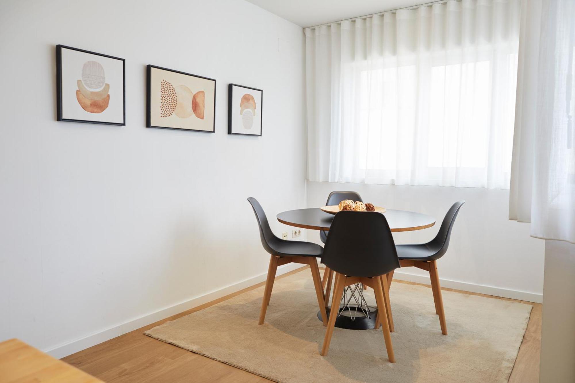 One-Bedroom Apartment,1643771638:JPEG